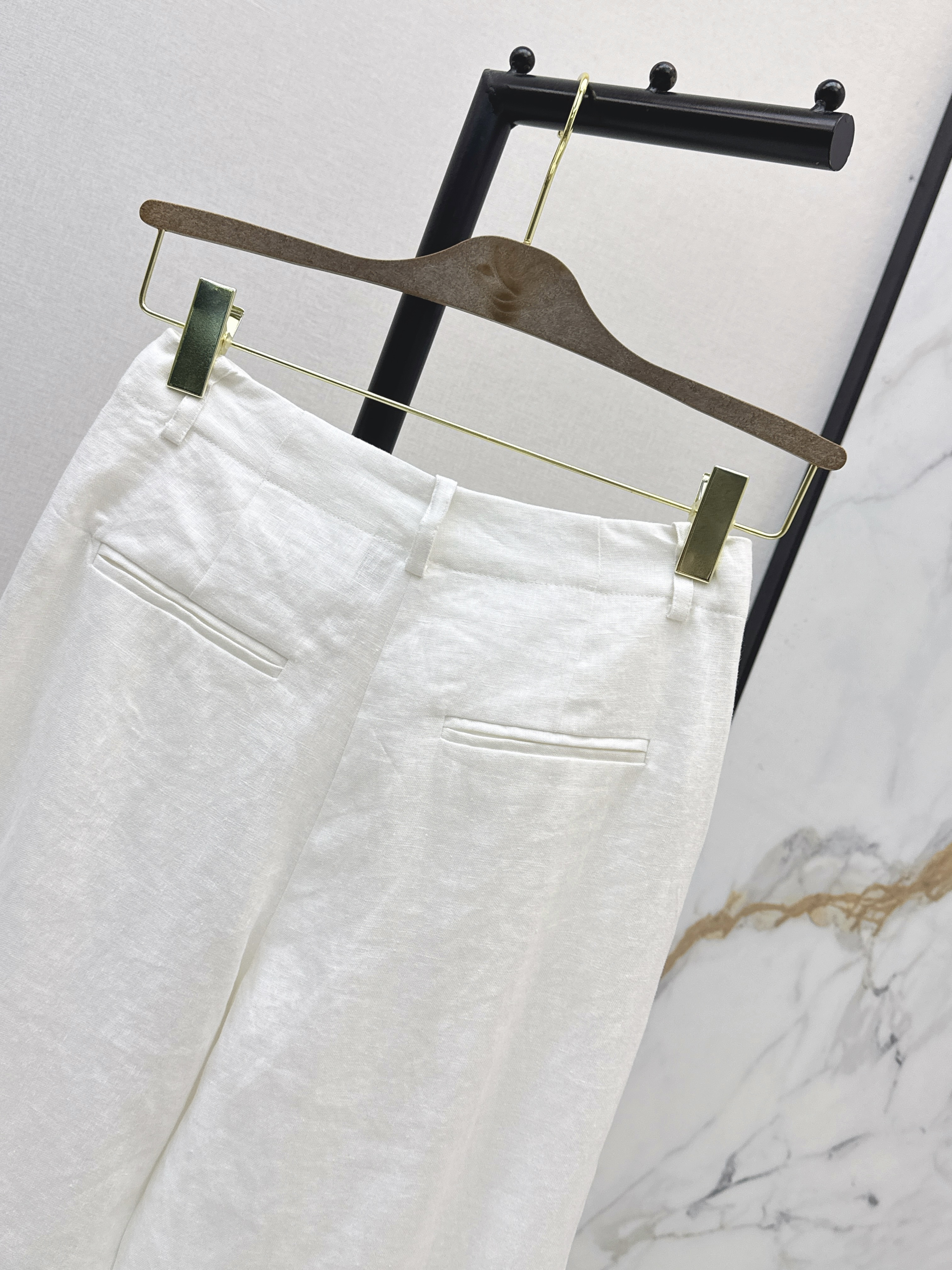 Brunello 26SS High-Waisted Pleated Wide-Leg Pants