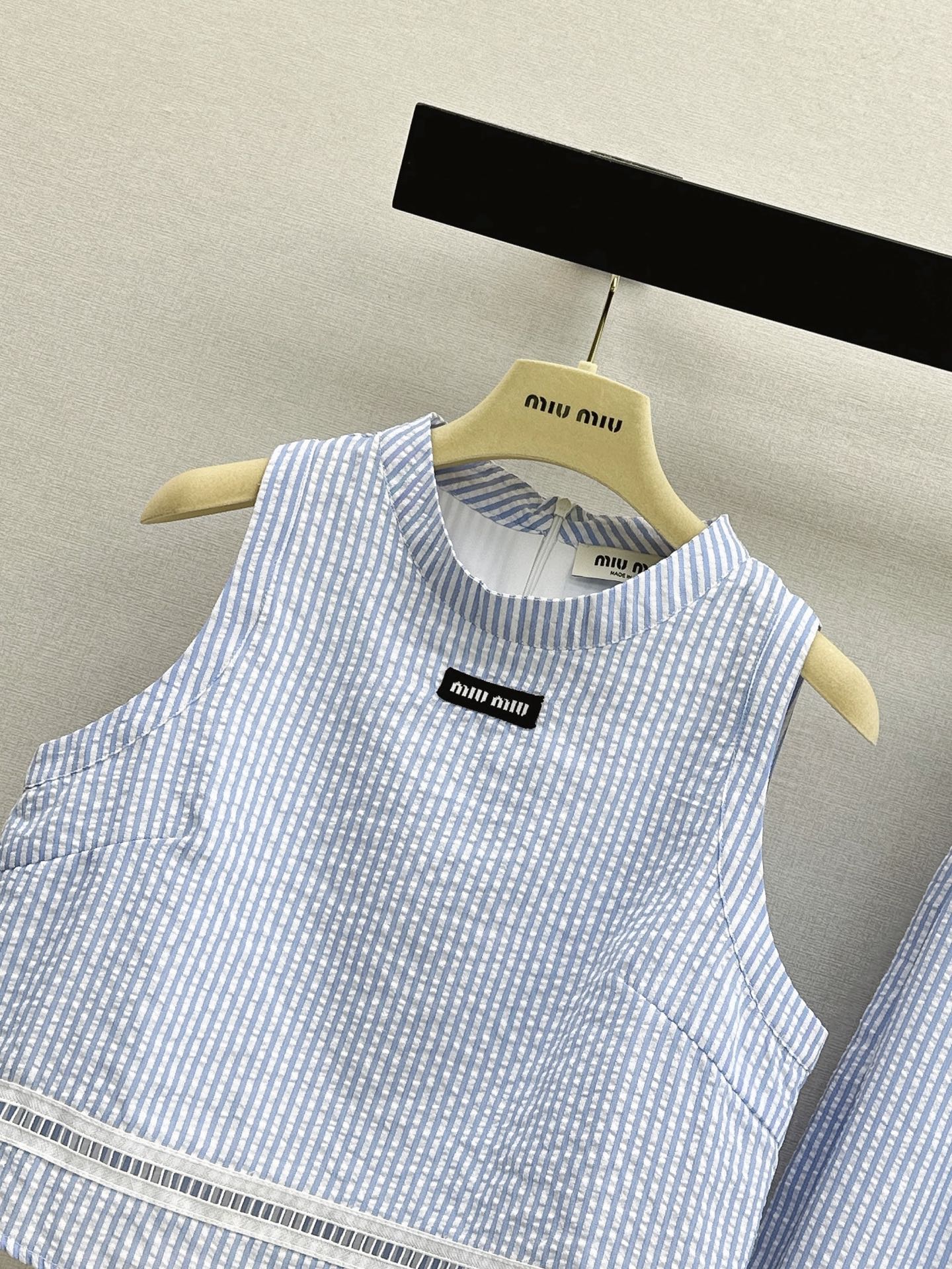 Miu 26ss check cropped top skirt set
