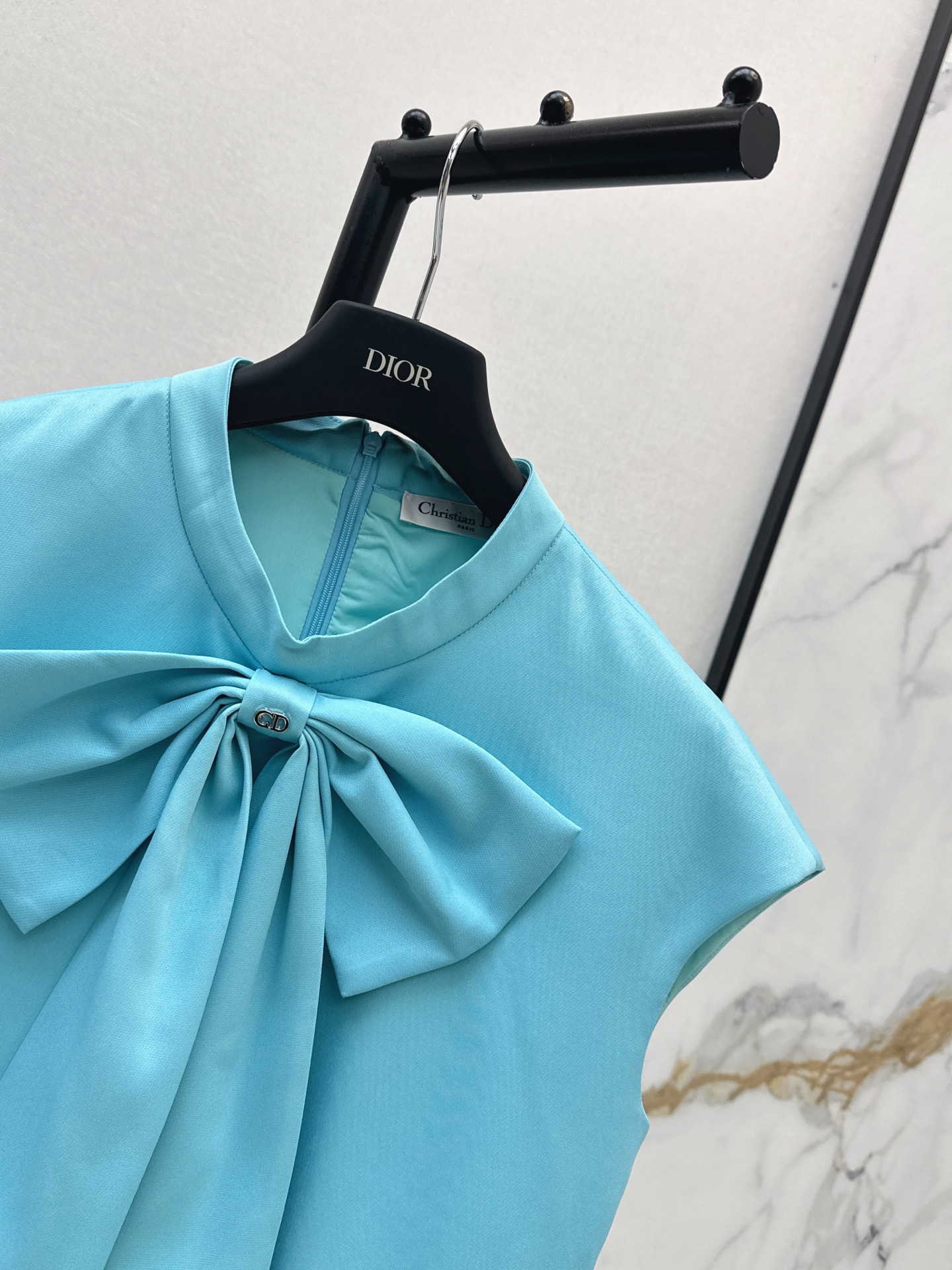 CD 26ss sleeveless bow dress