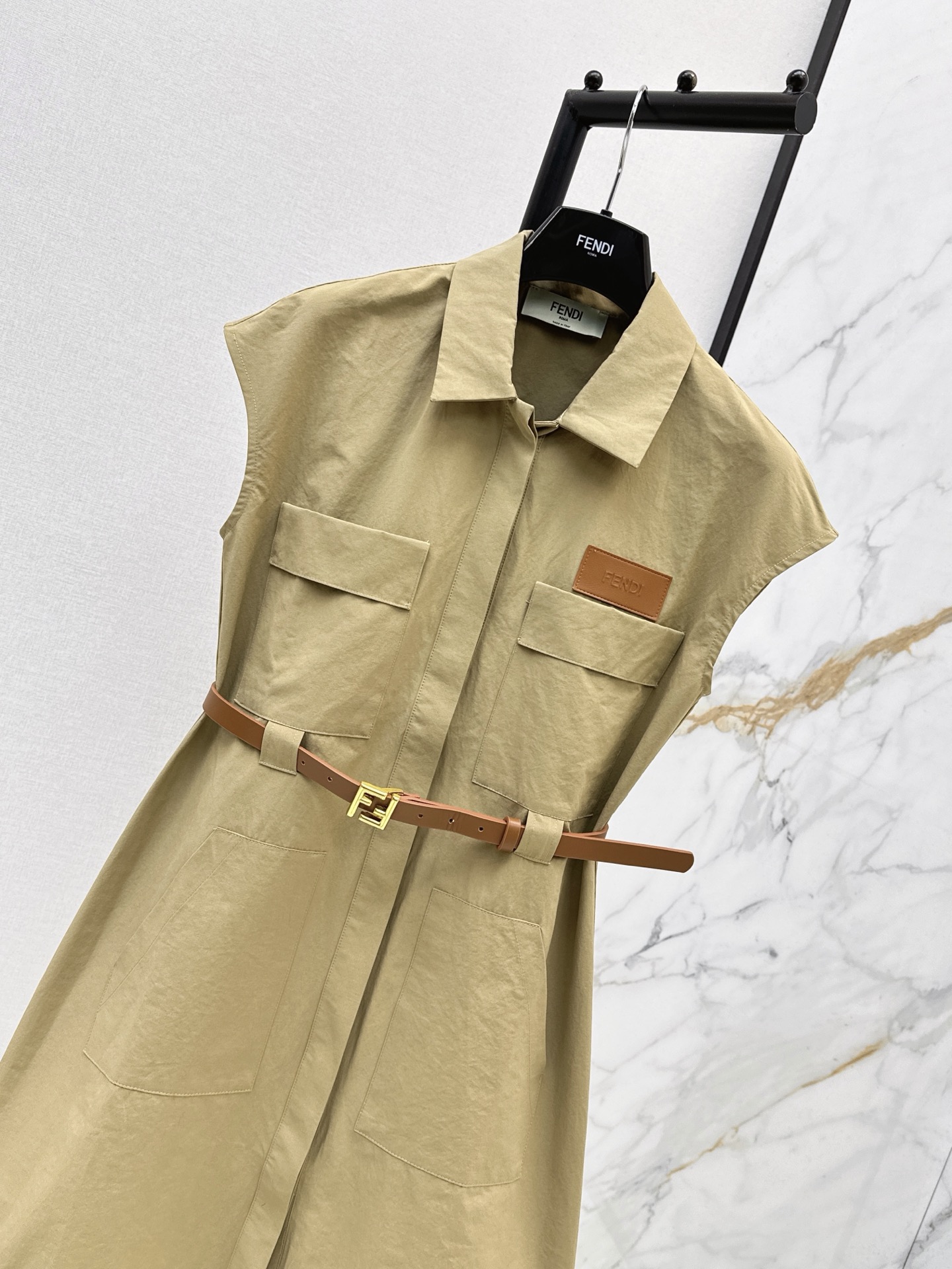 Fen 26ss sleeveless belted dress