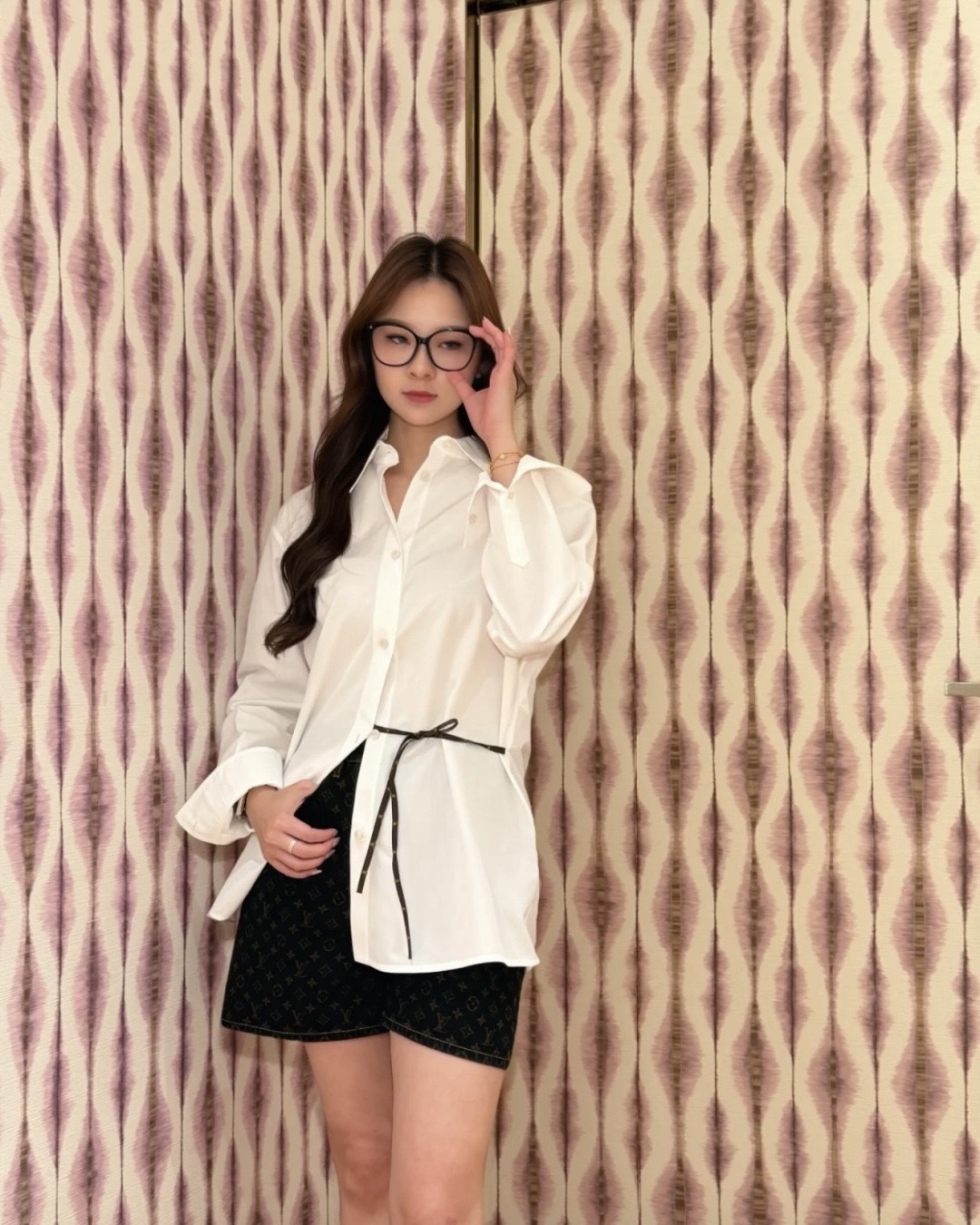 Loui 26ss side-tie shirt