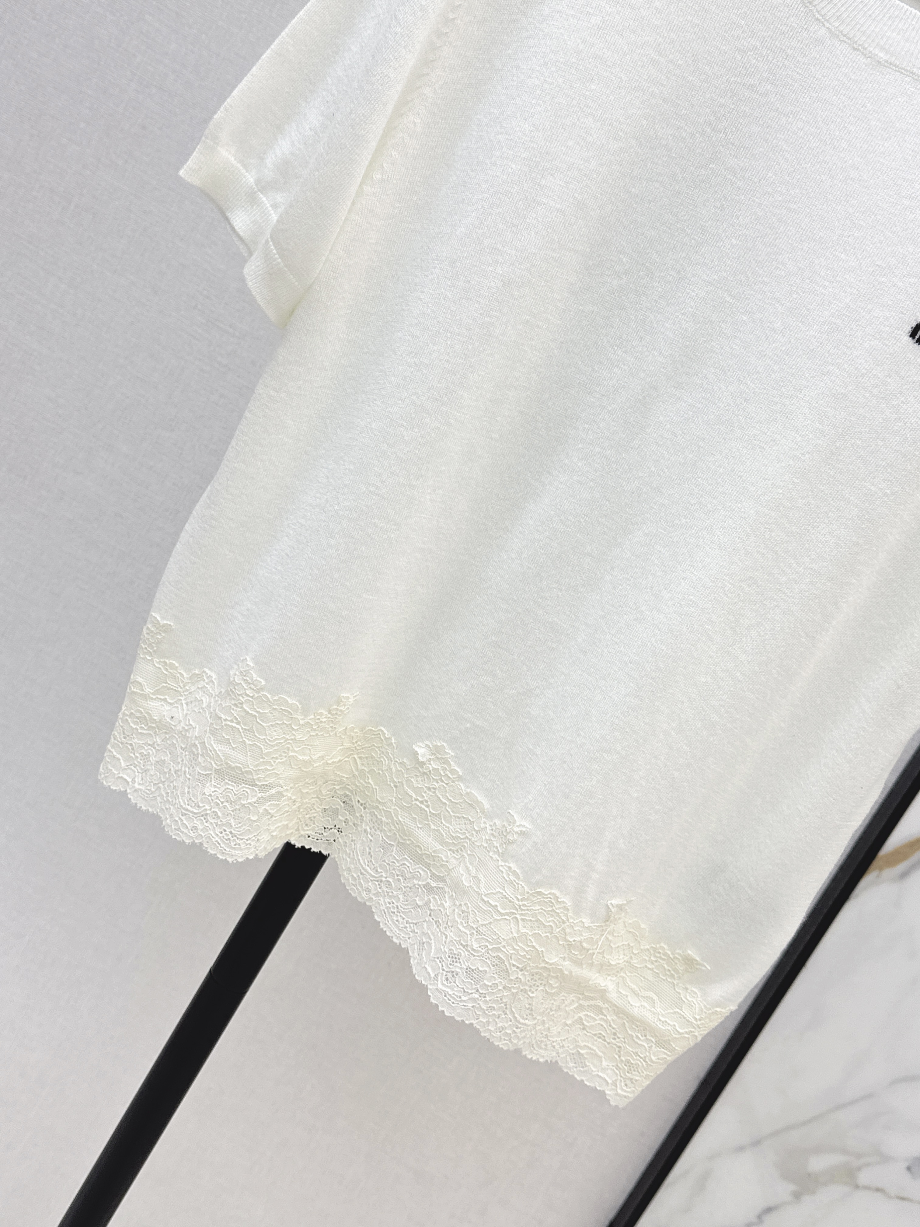 Miu 26ss contract lace knitwear