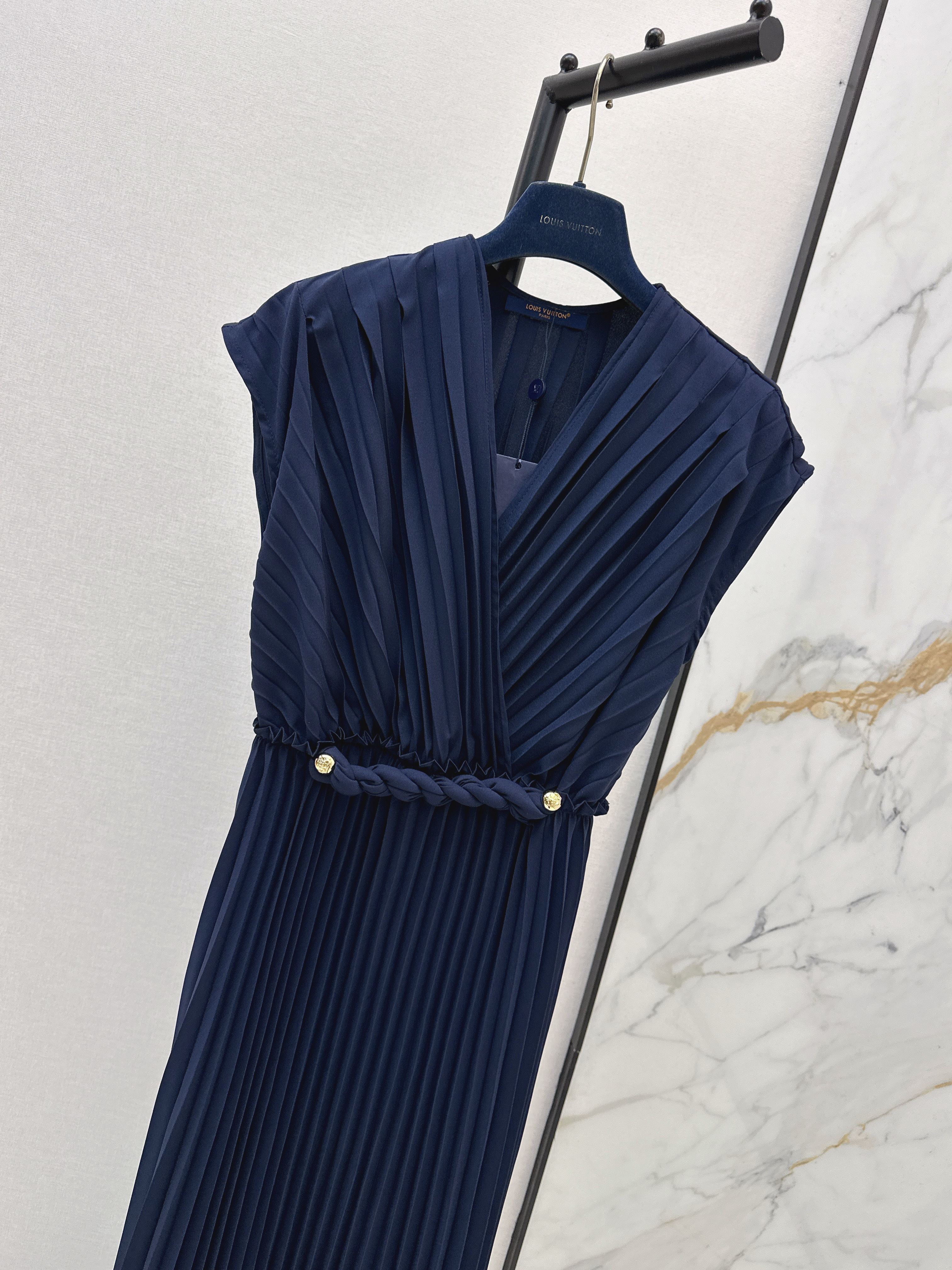 Loui 26ss pleated dress
