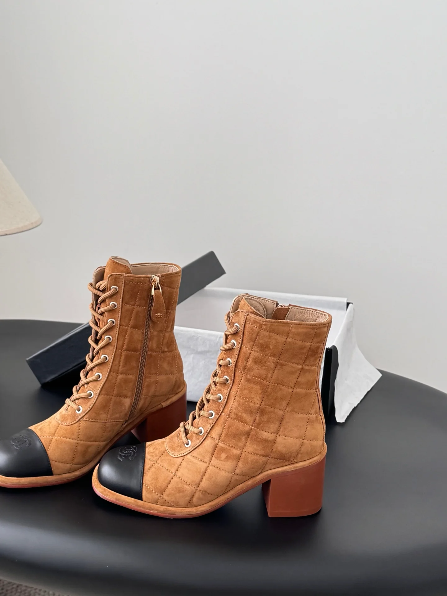 Chan 26ss ankle boots