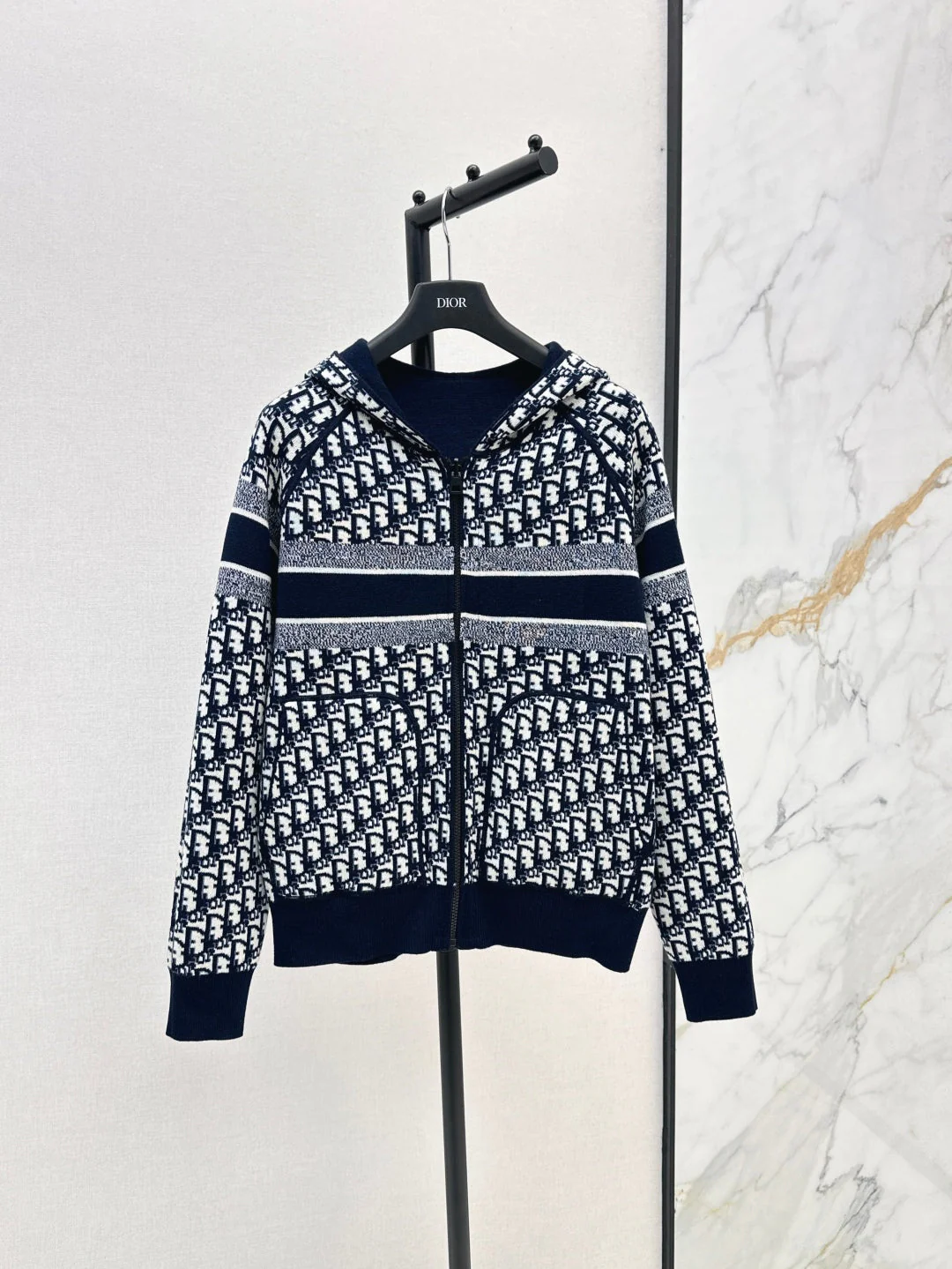 CD 25fw reversible jacket