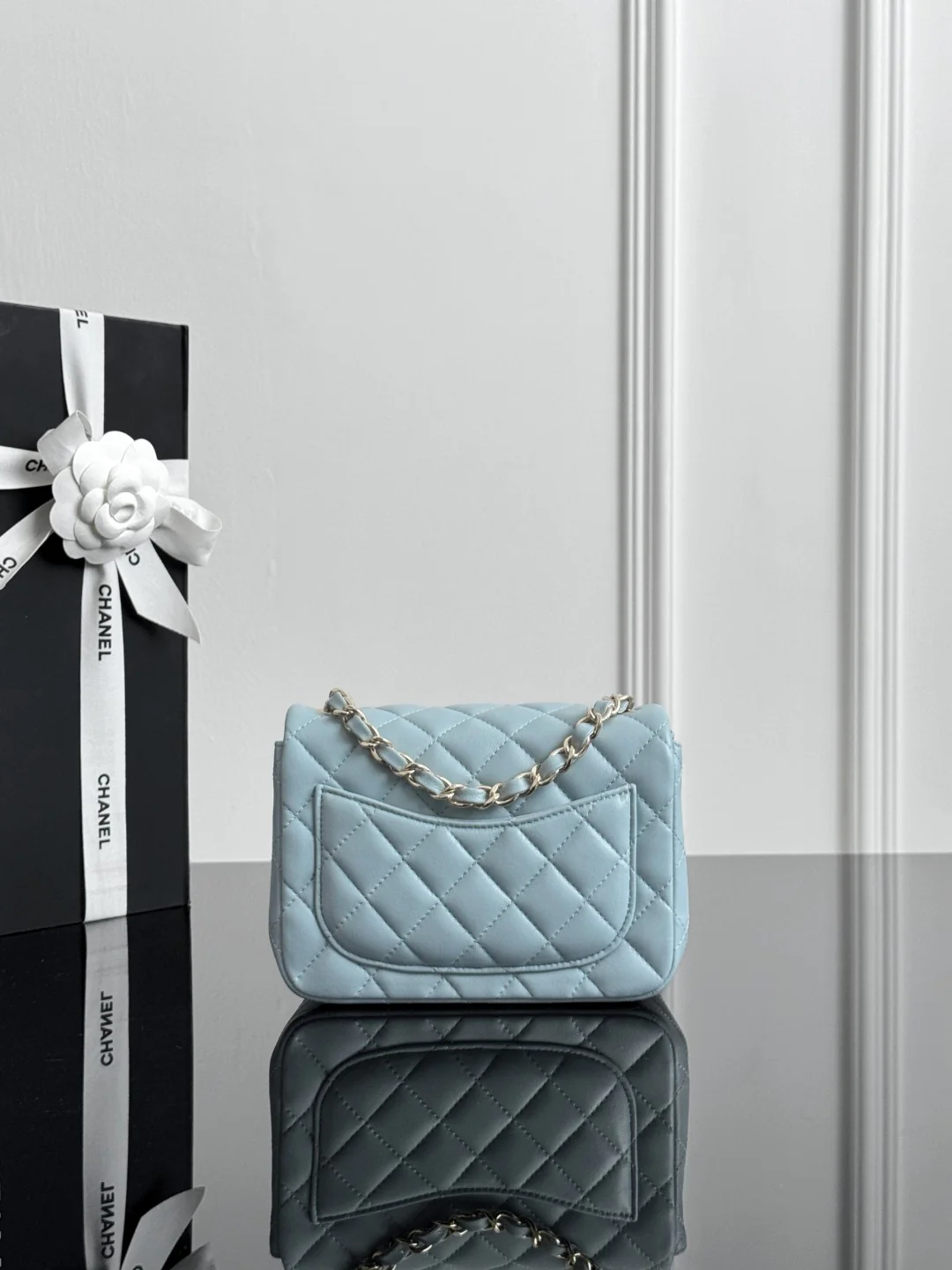 Chan cf17 chain shoulder bag