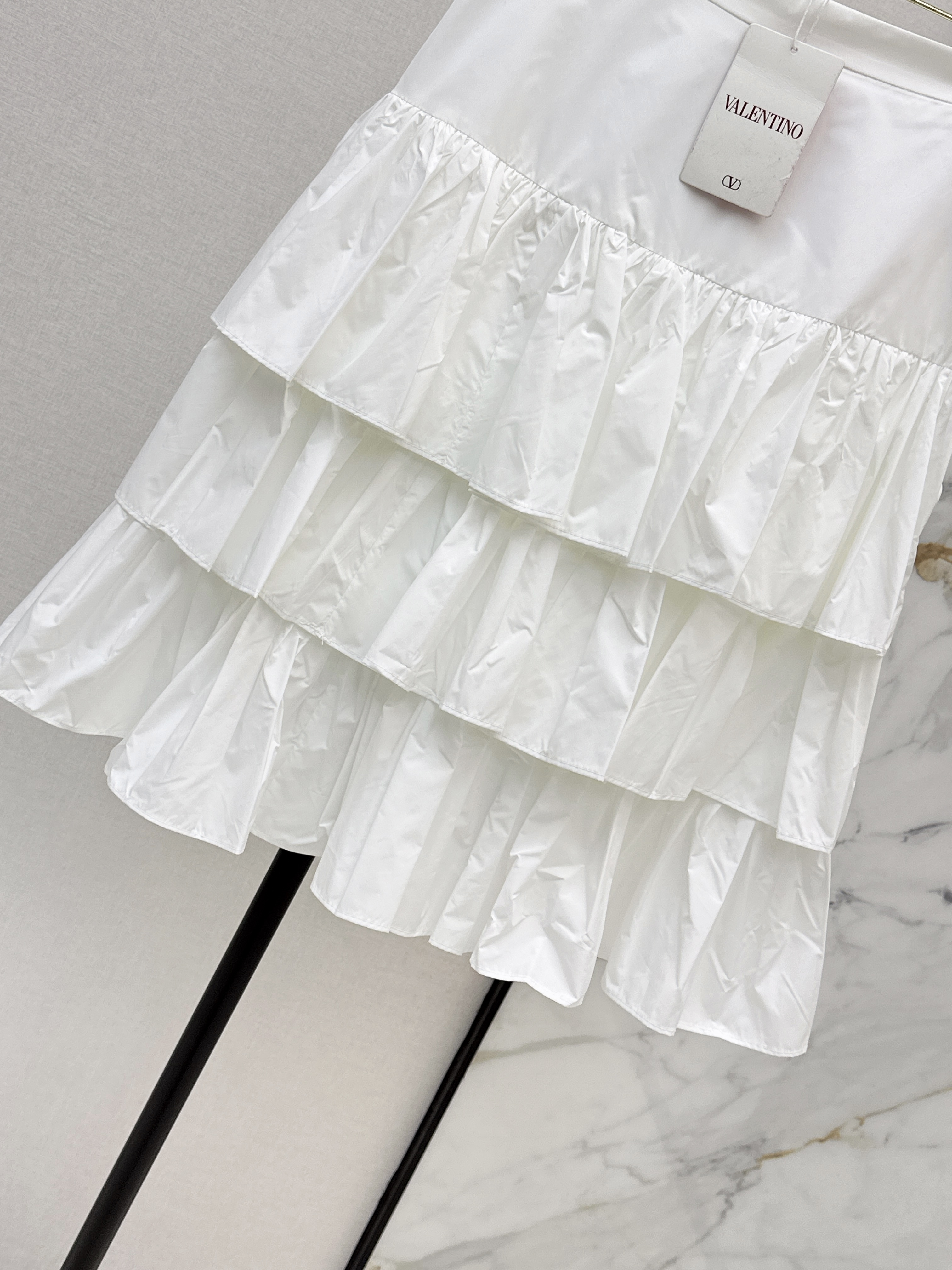 Valen 26ss ruffle layered skirt