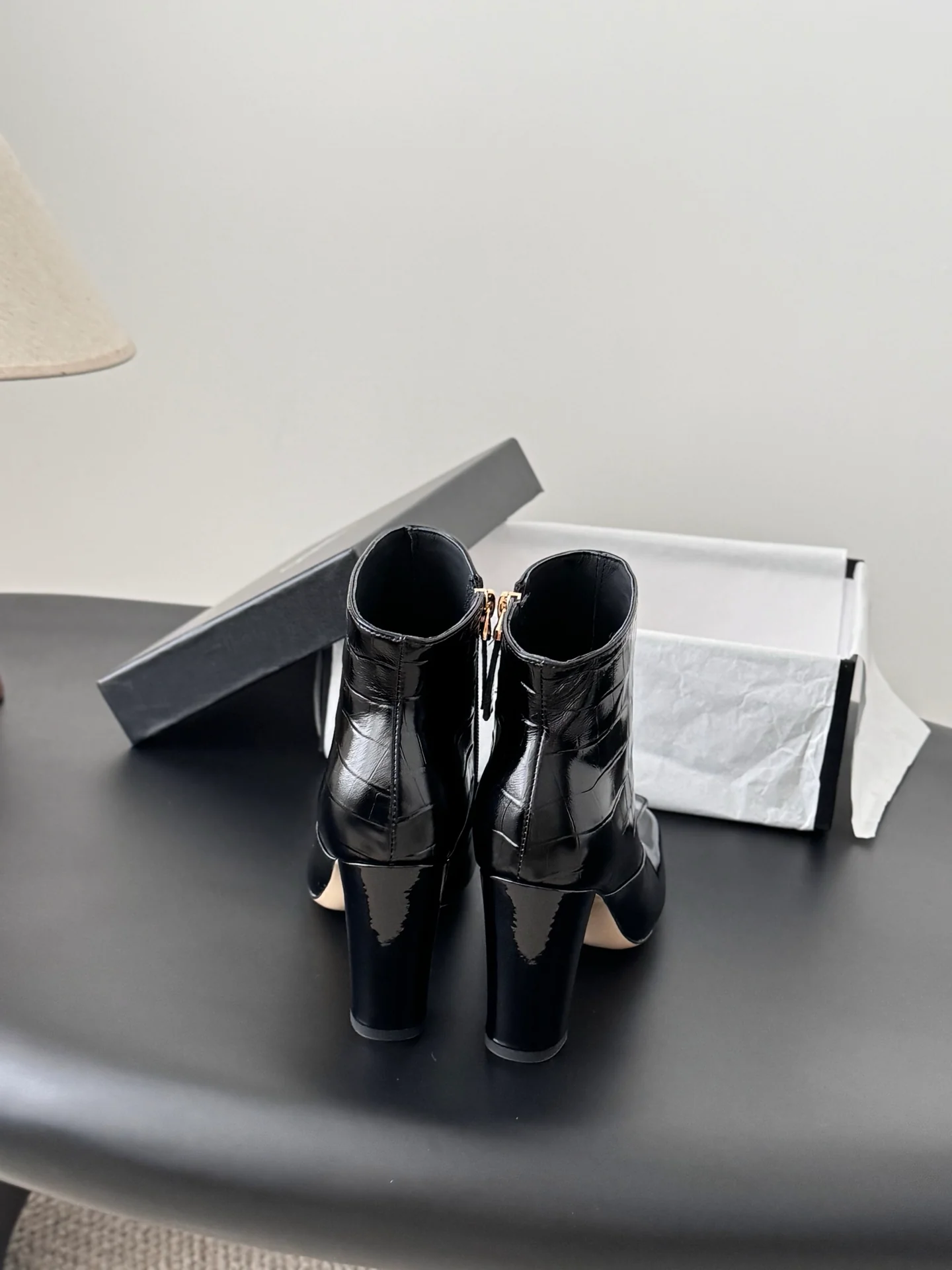 Chan 26ss ankle boots