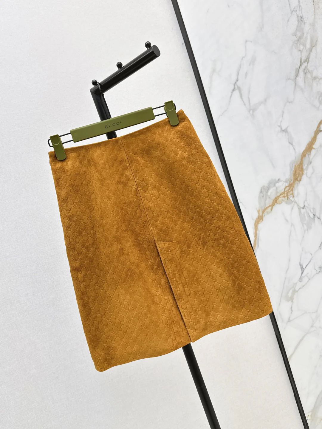 Guc 25fw suede skirt