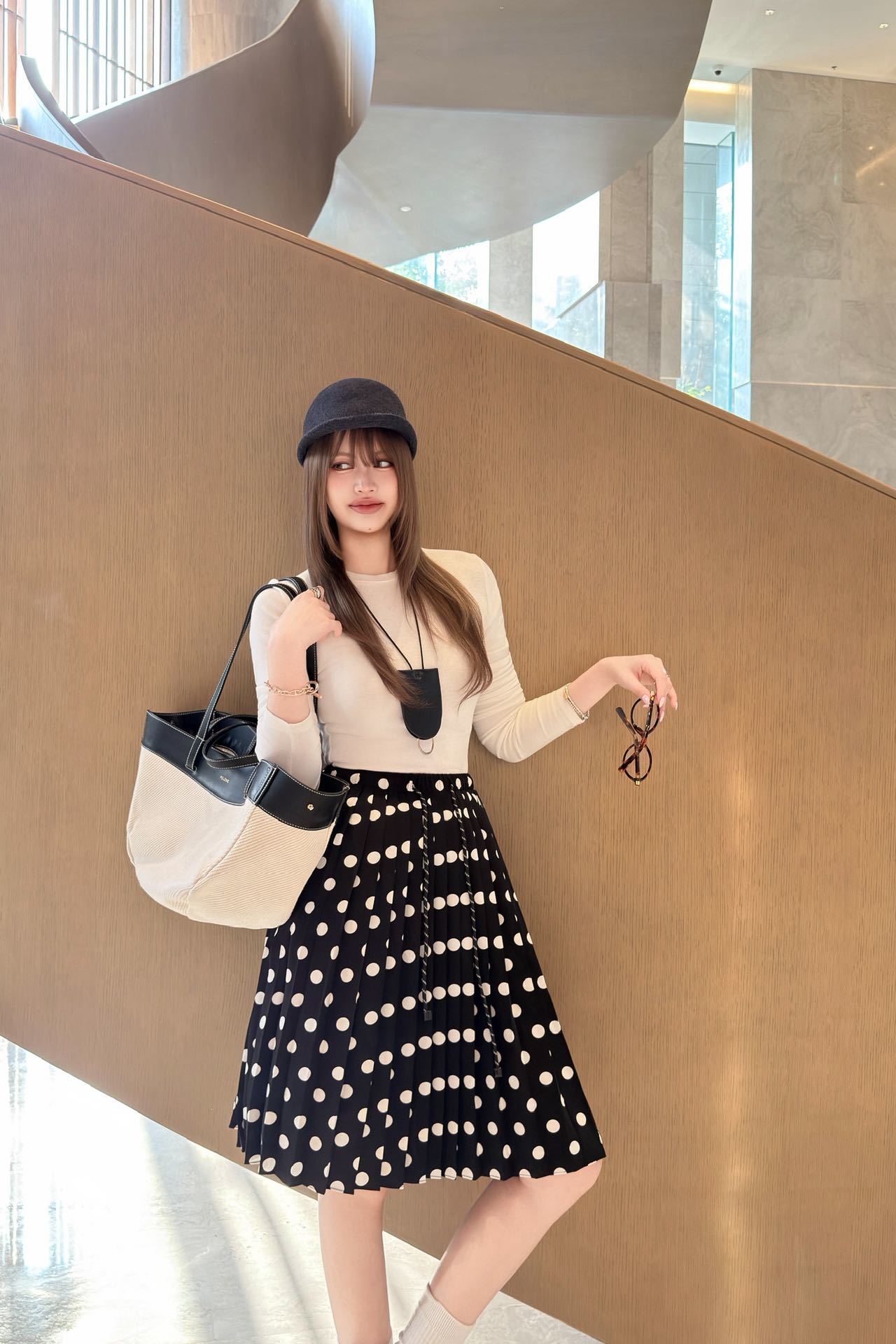 Miu 26ss polka dots pleated skirt