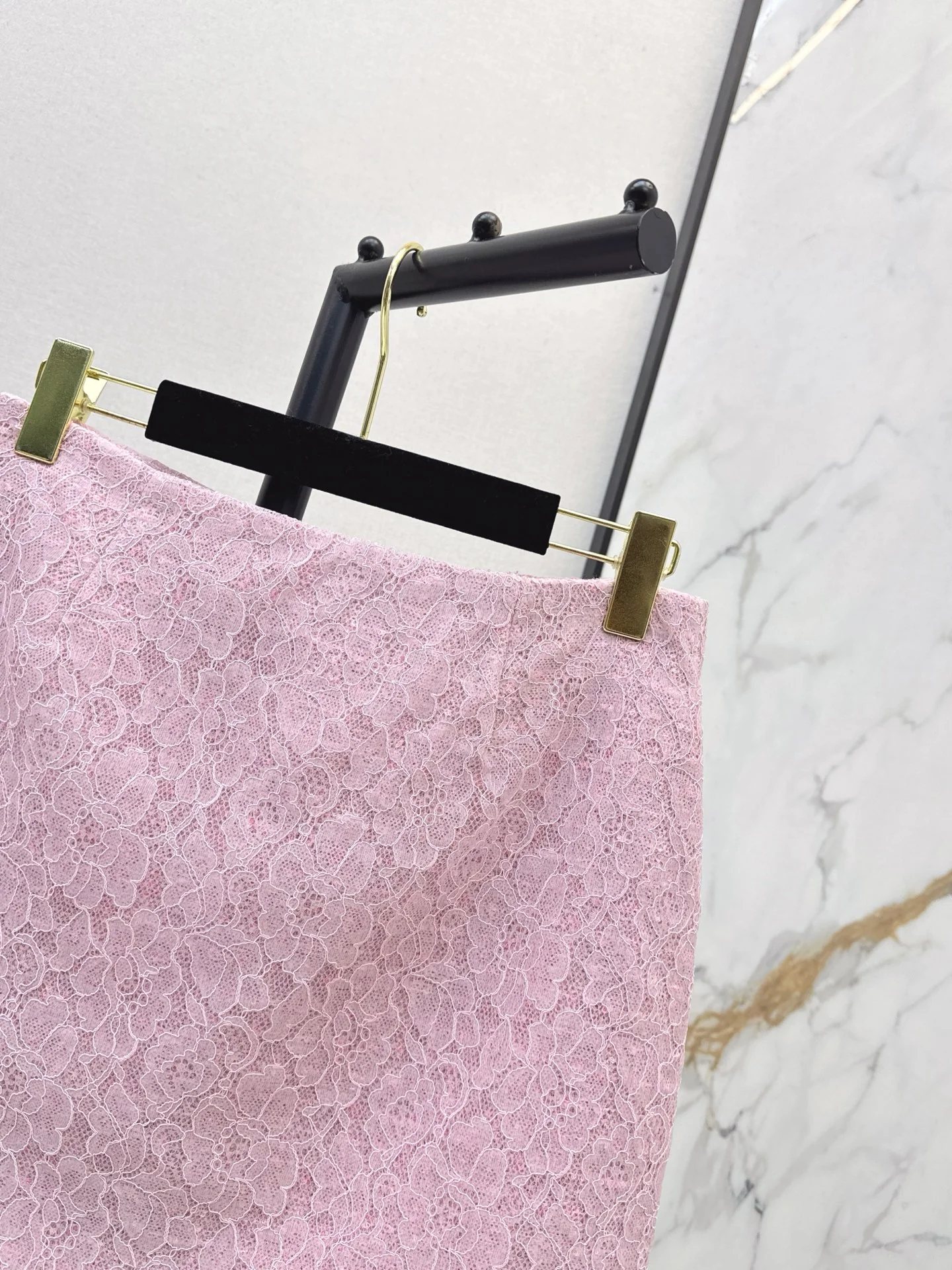 Chan 25fw lace skirt