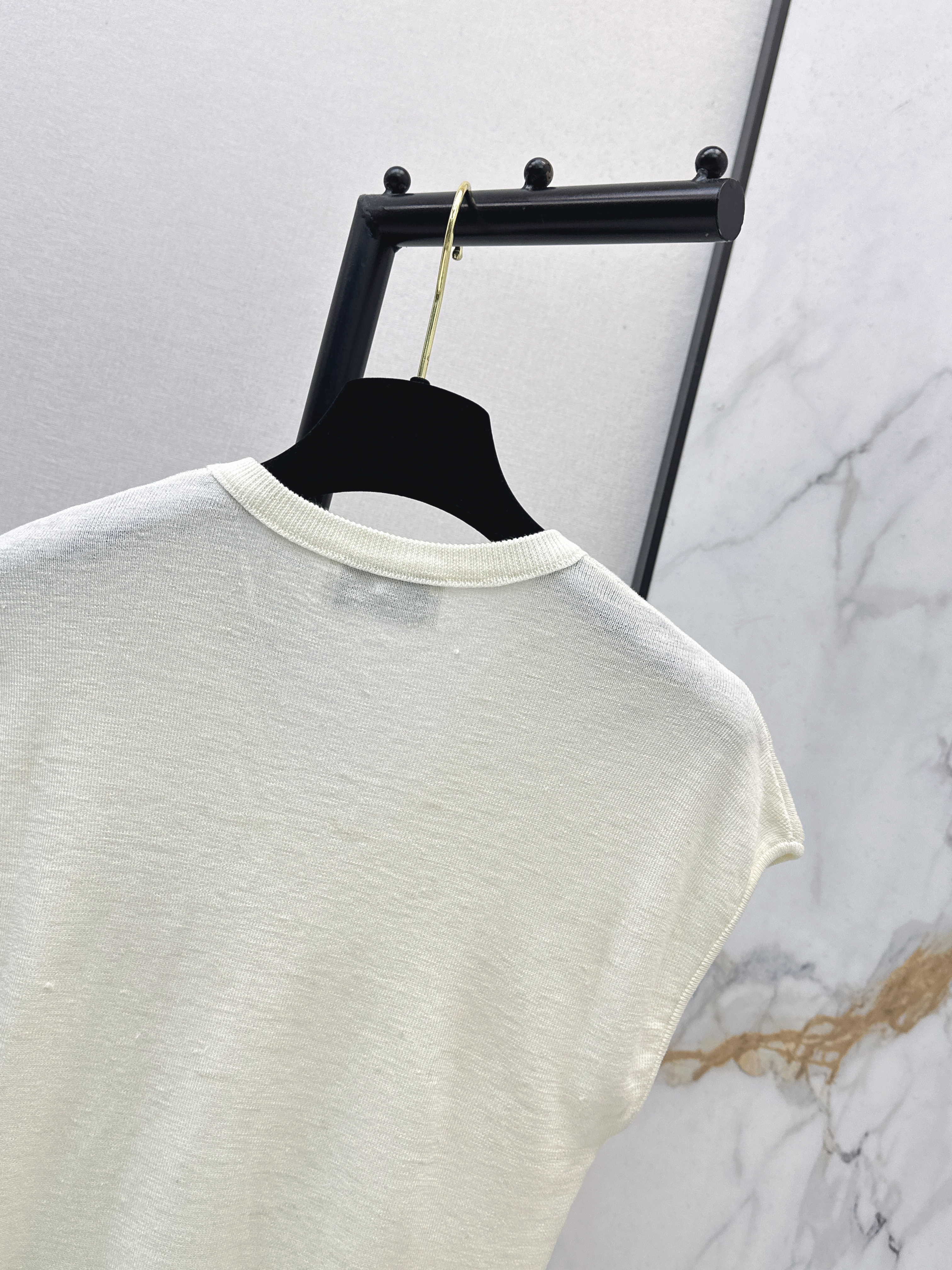 Chan 26ss 3d flower t-shirt