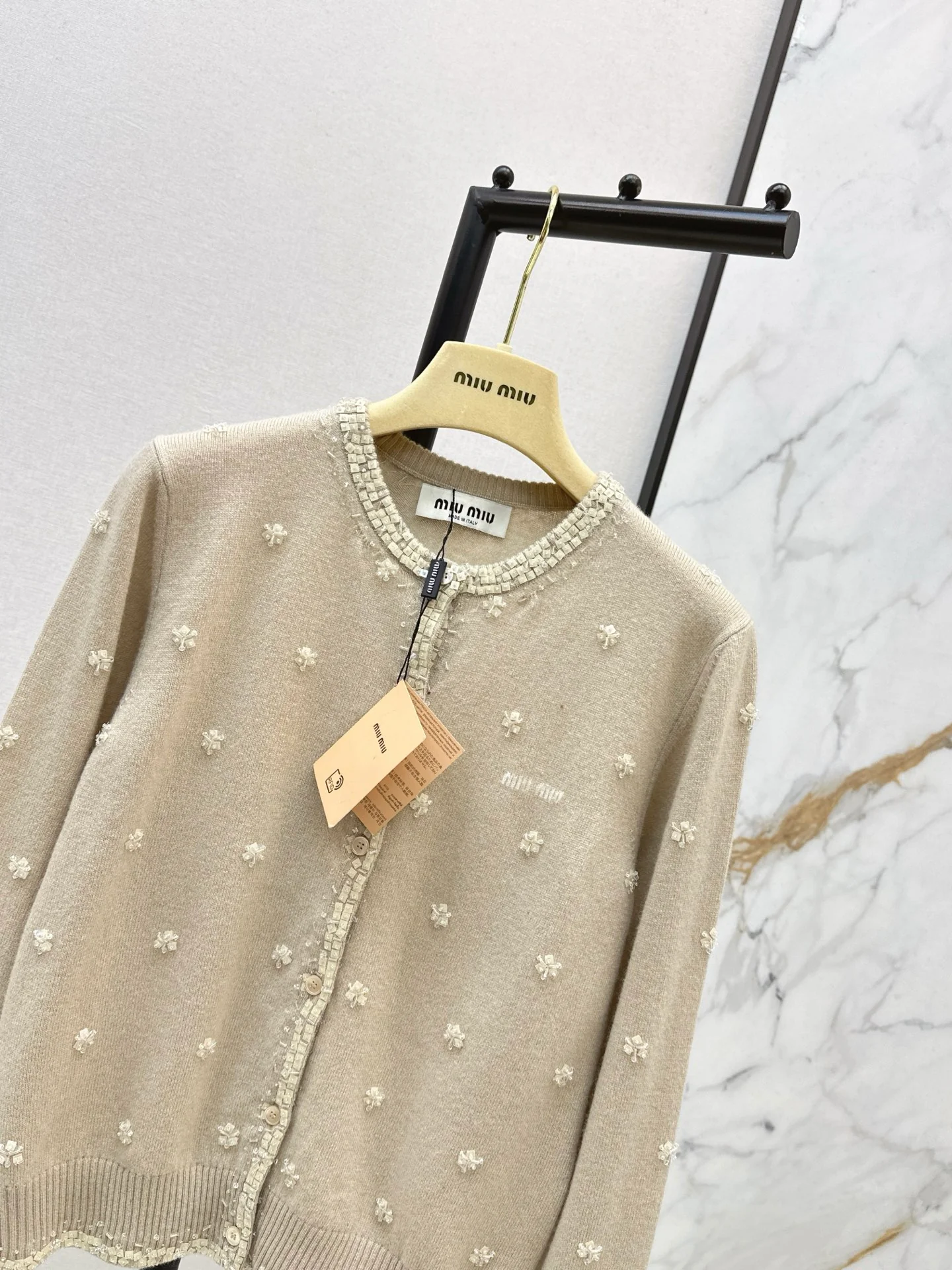 Miu 26ss beading flower cardigan