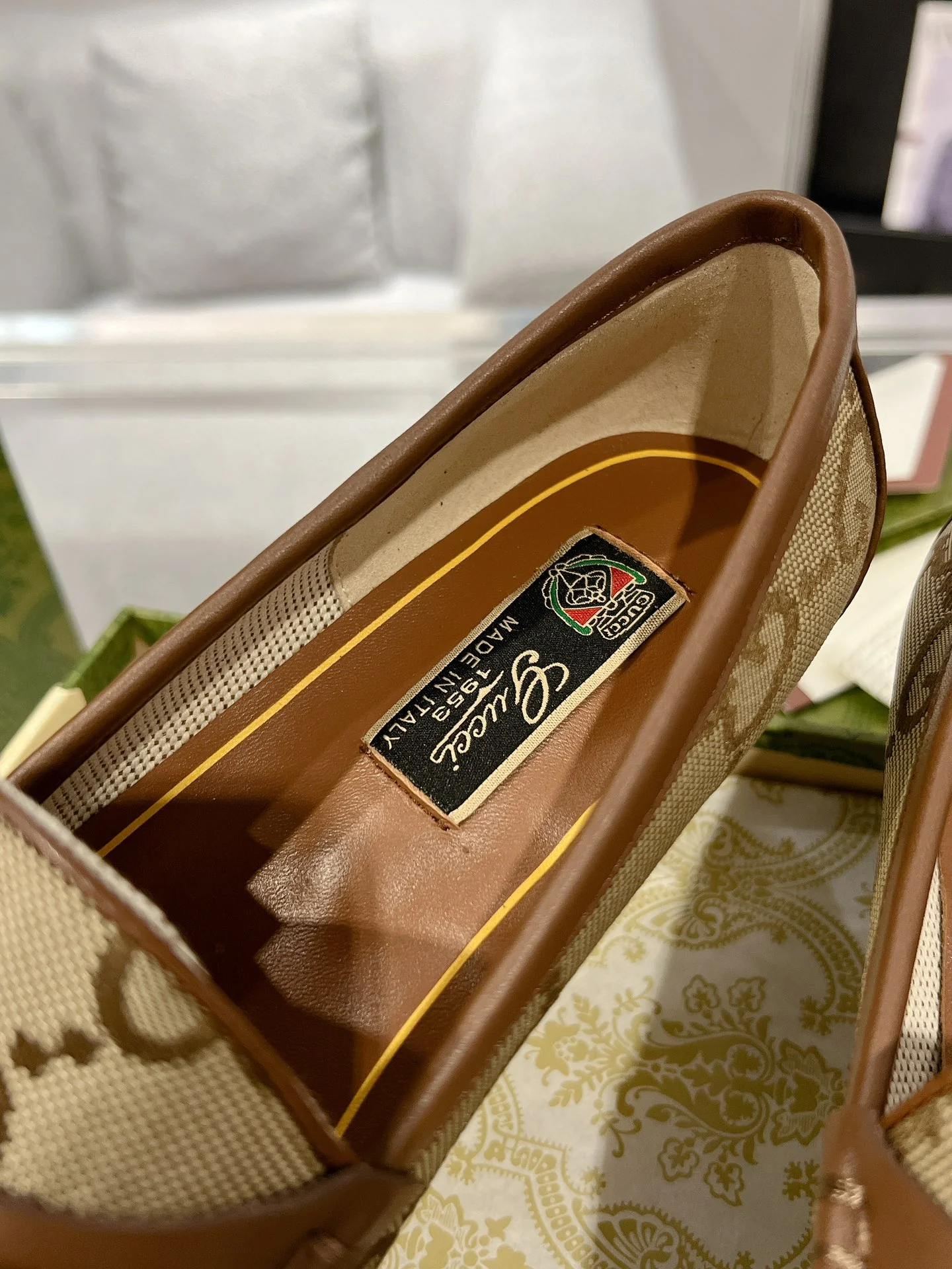 Gucc 25fw loafer shoes