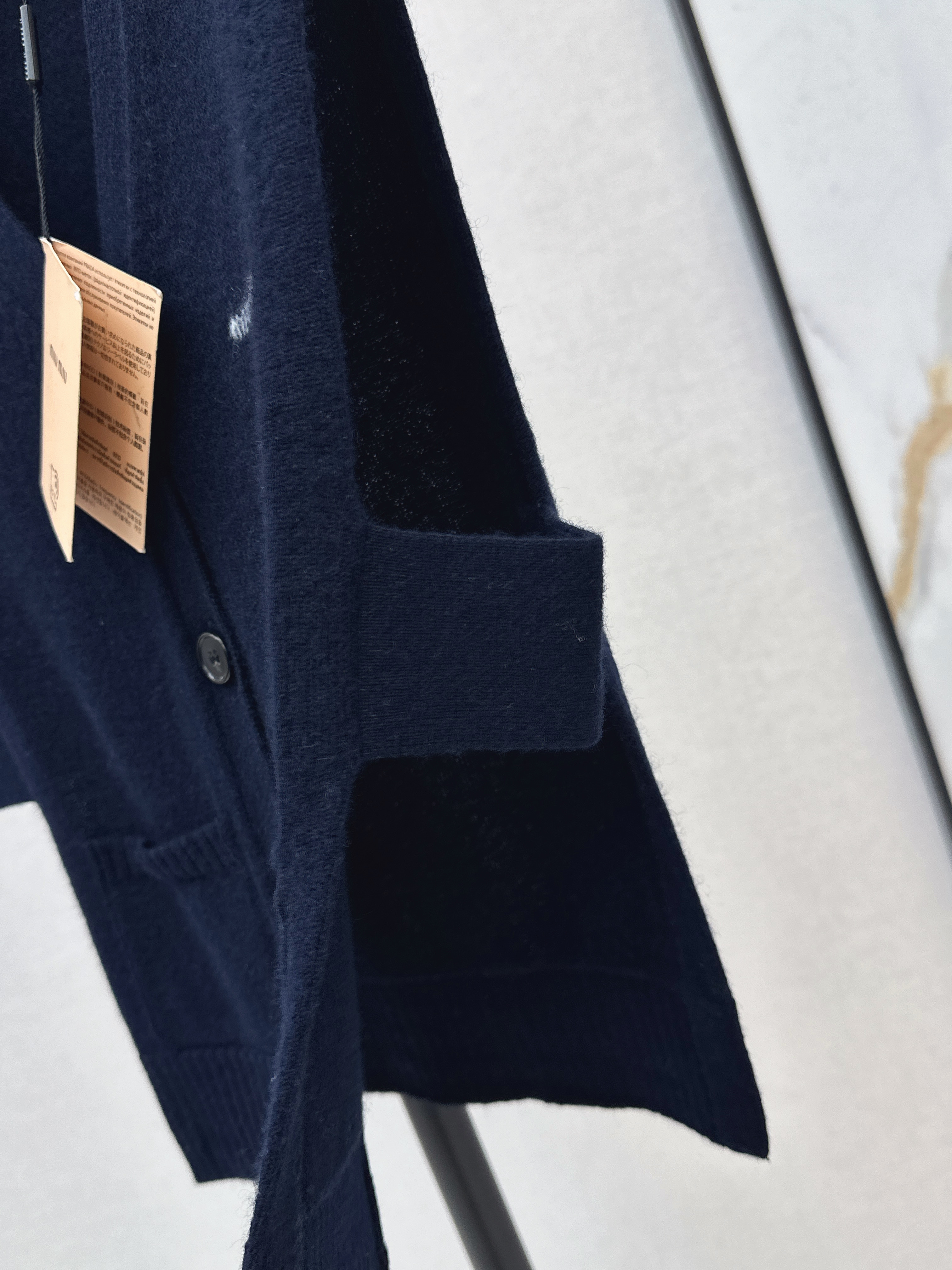 Miu 26ss cashmere vest
