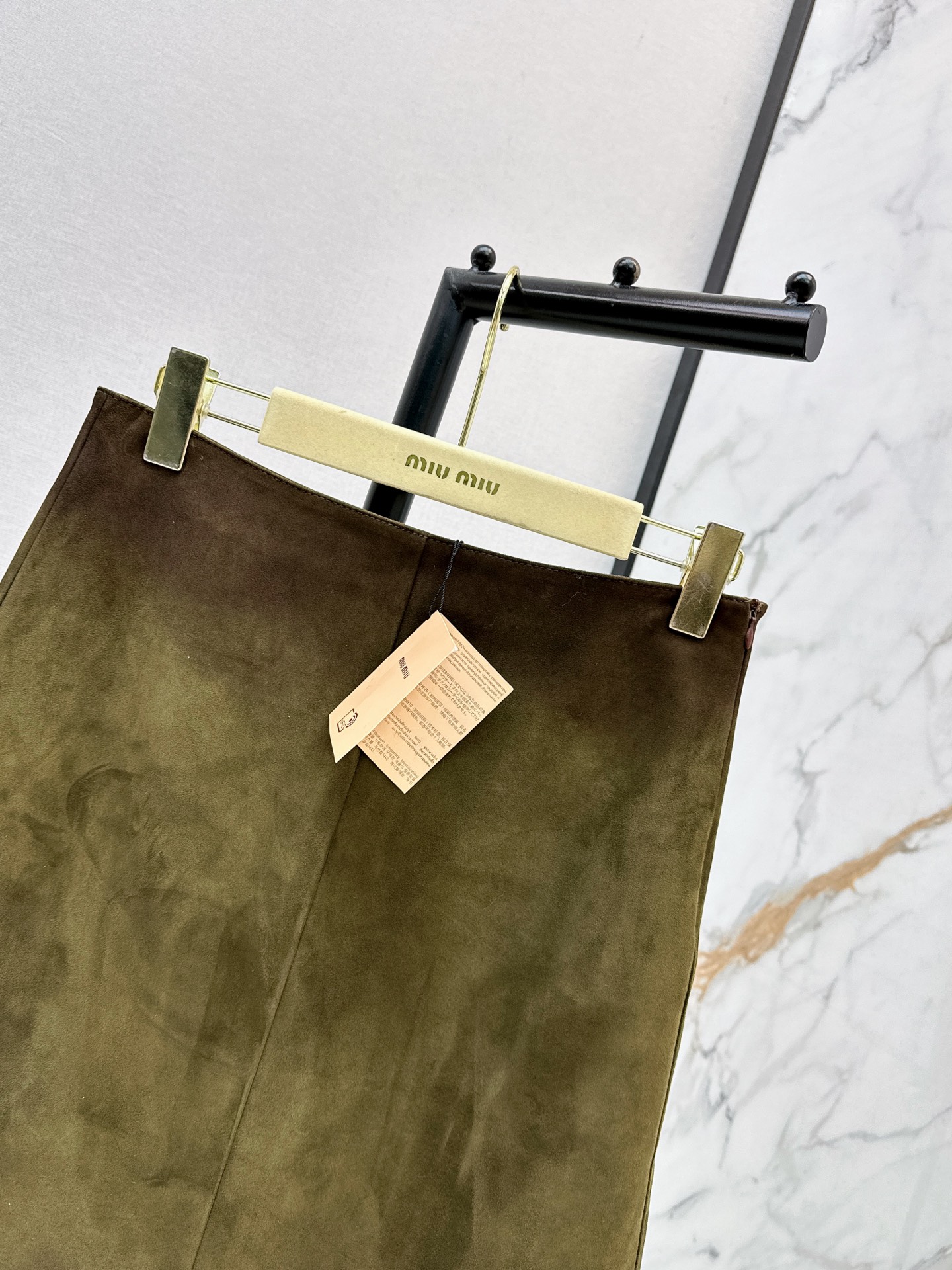Miu 26ss suede leather skirt