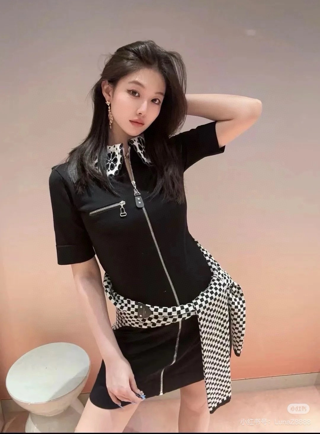 Loui 26ss peter pan collar zip dress