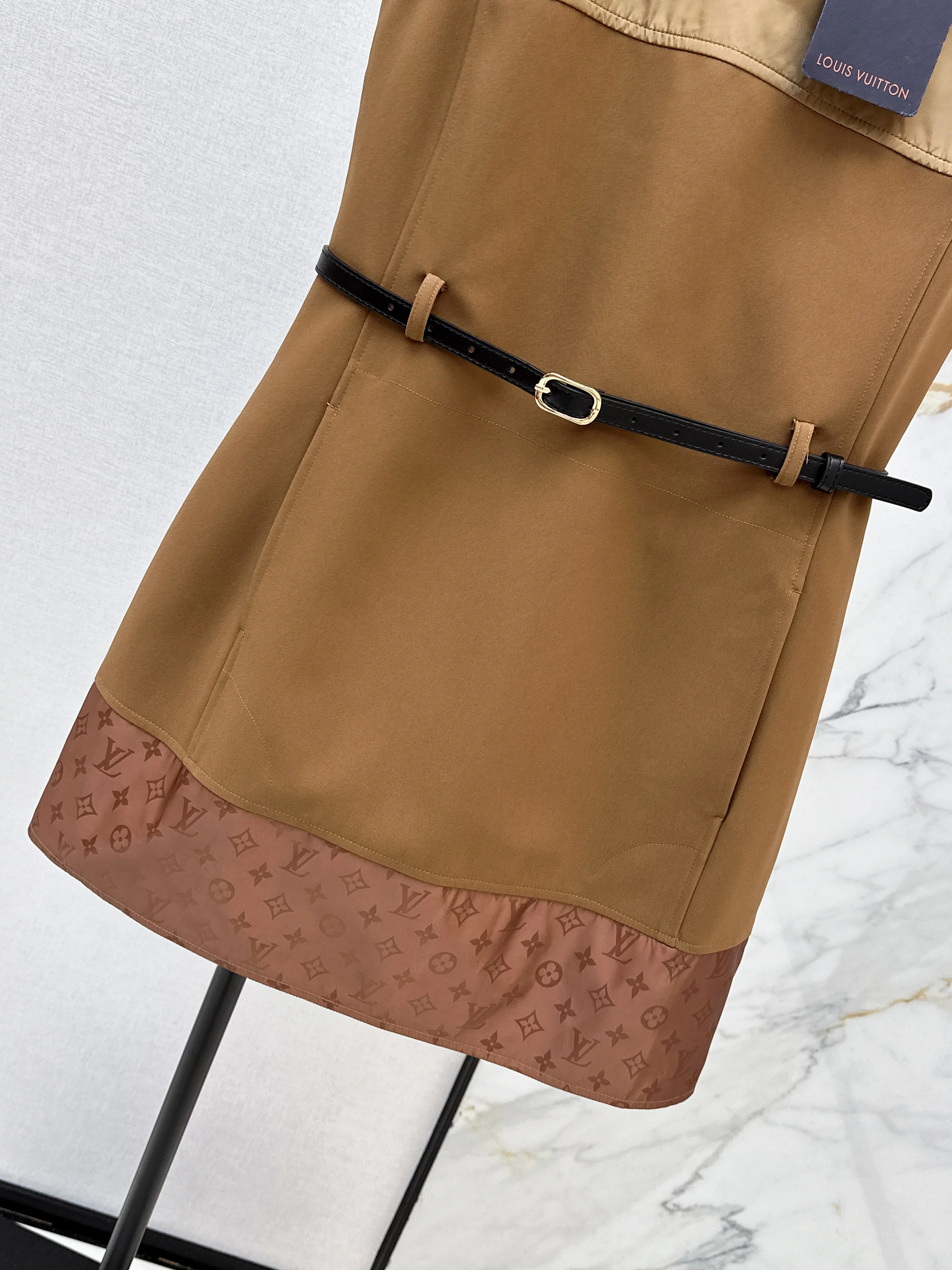 Louis 26ss sleeveless dress