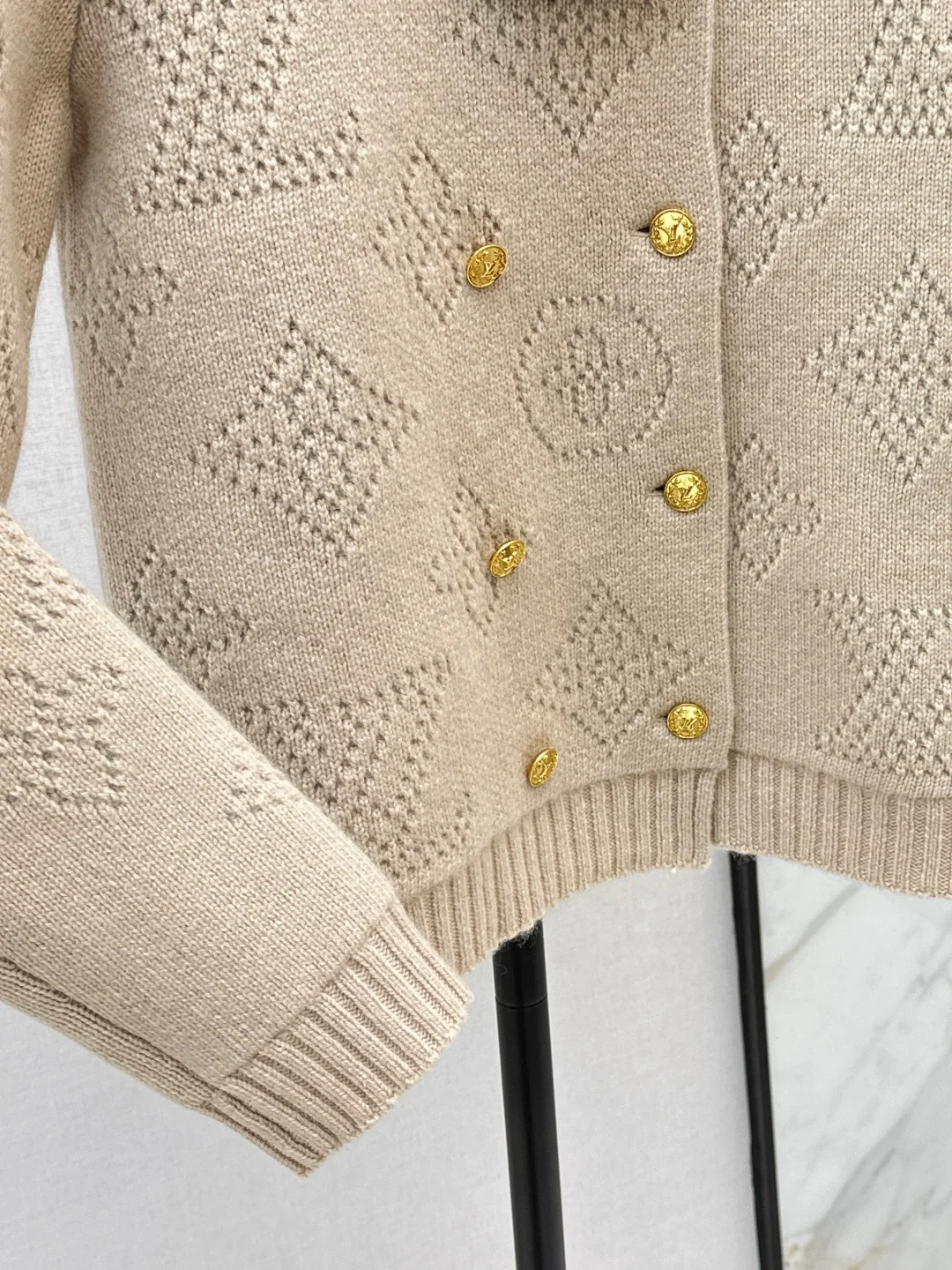 Loui 25fw knit cardigan