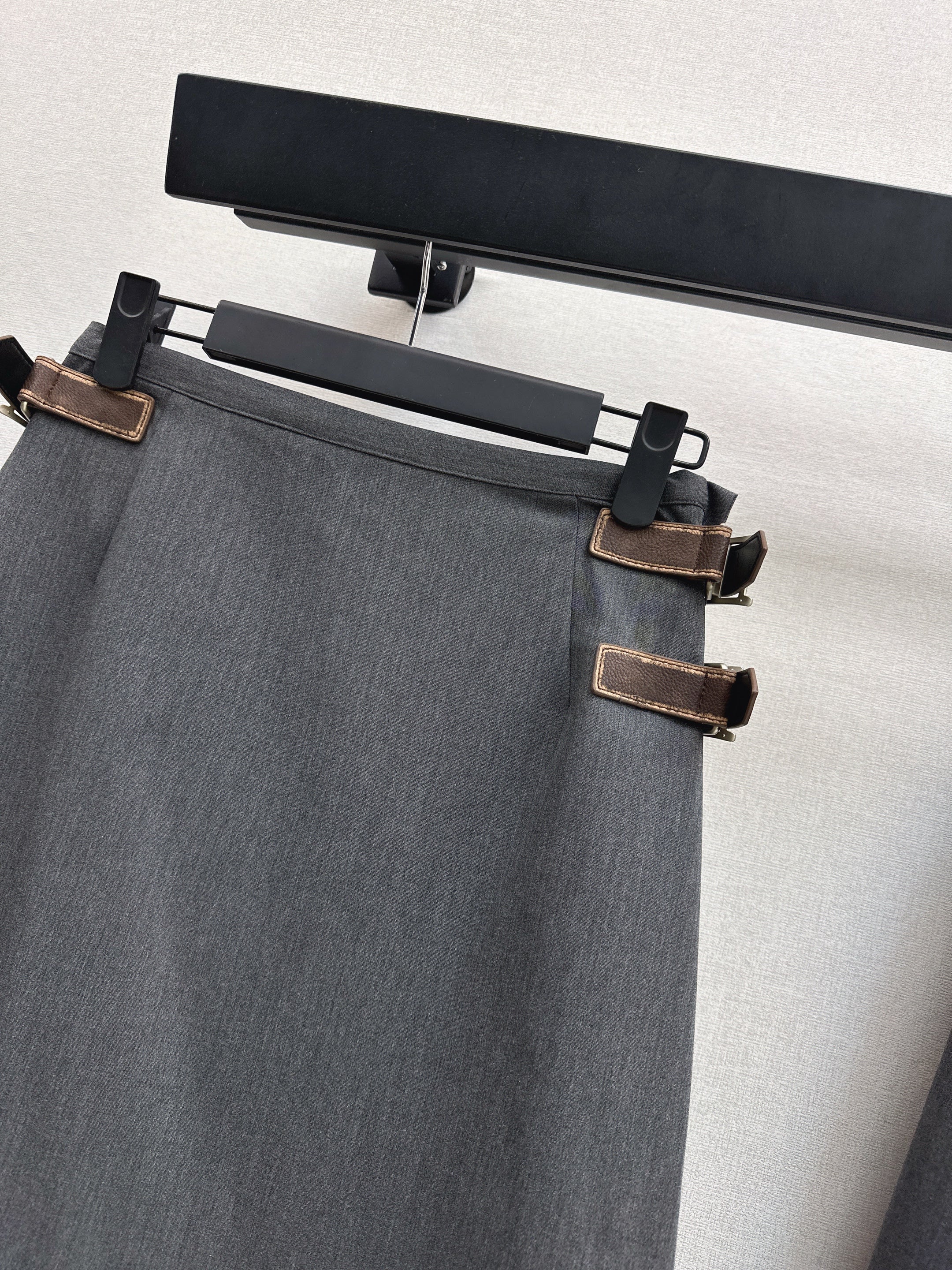 Prad 26ss pleated skirts