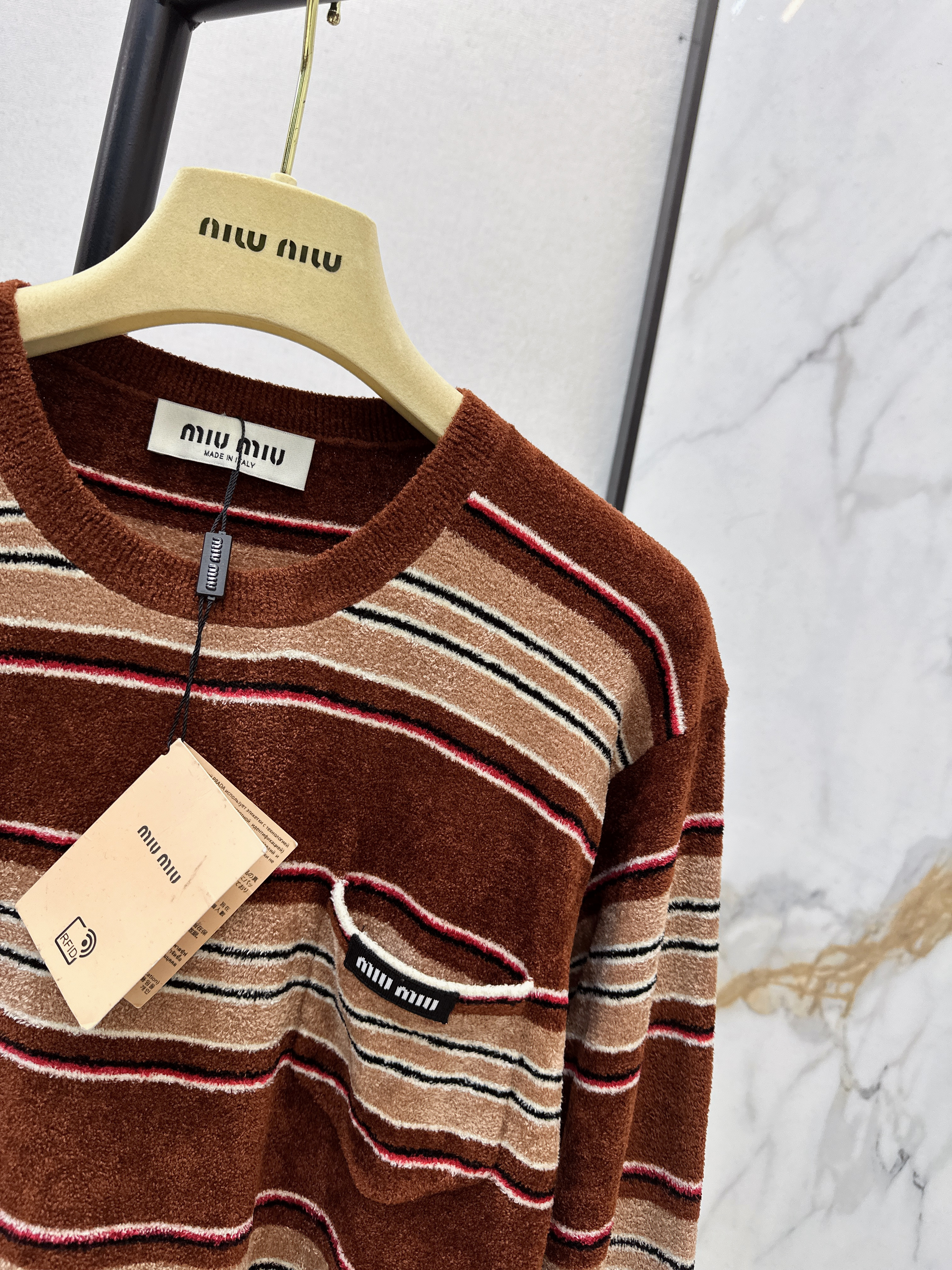 Miu 26ss stripe sweater
