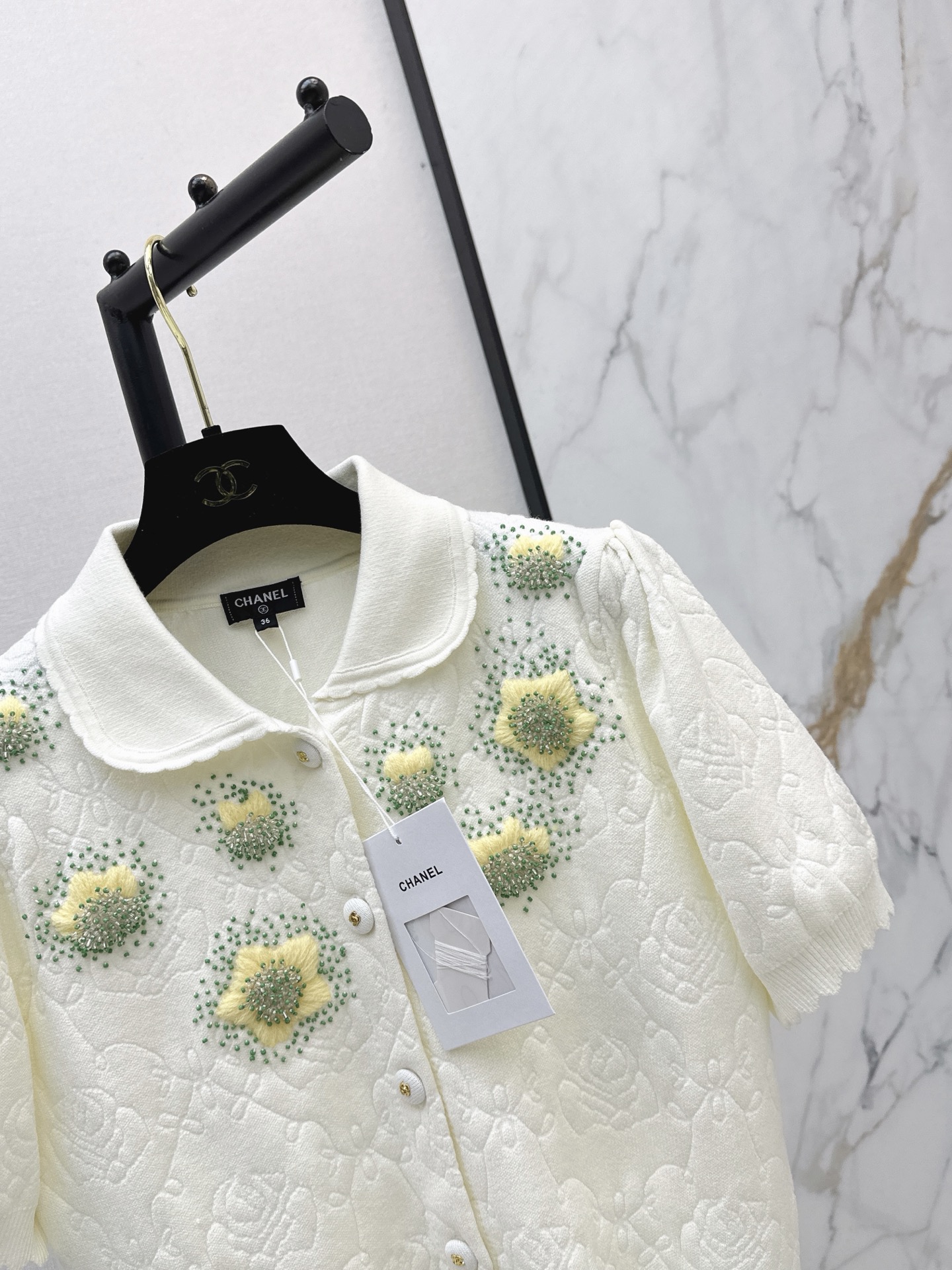 Chan 26ss 3d floarl knit sweater