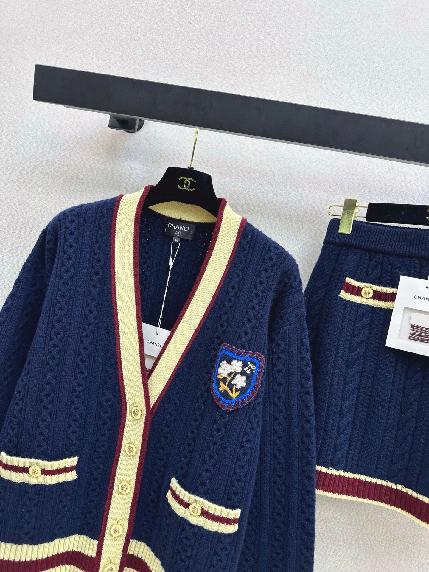 Chan 26ss cable cardigan skirts set