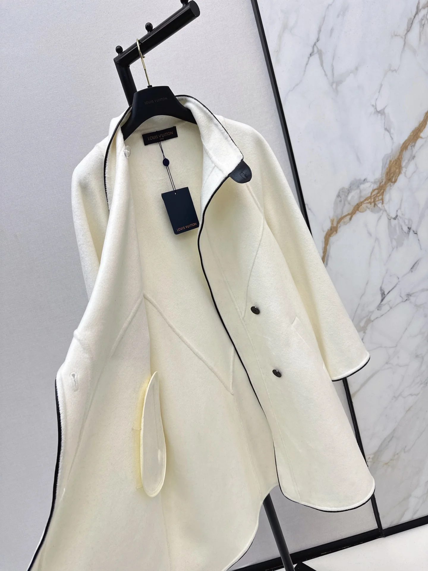 Louis 25fw woolen overcoats