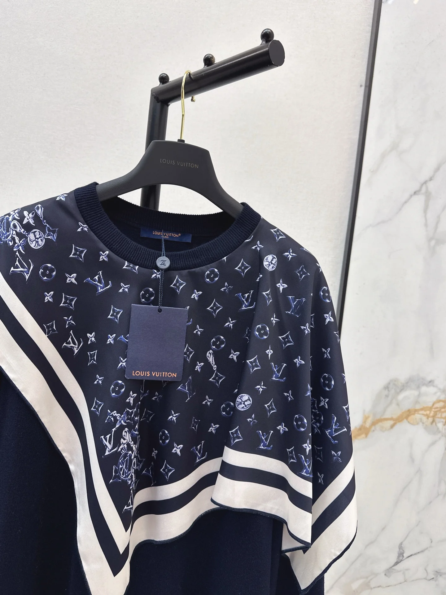 Louis 26ss 2in1 sweatshirt