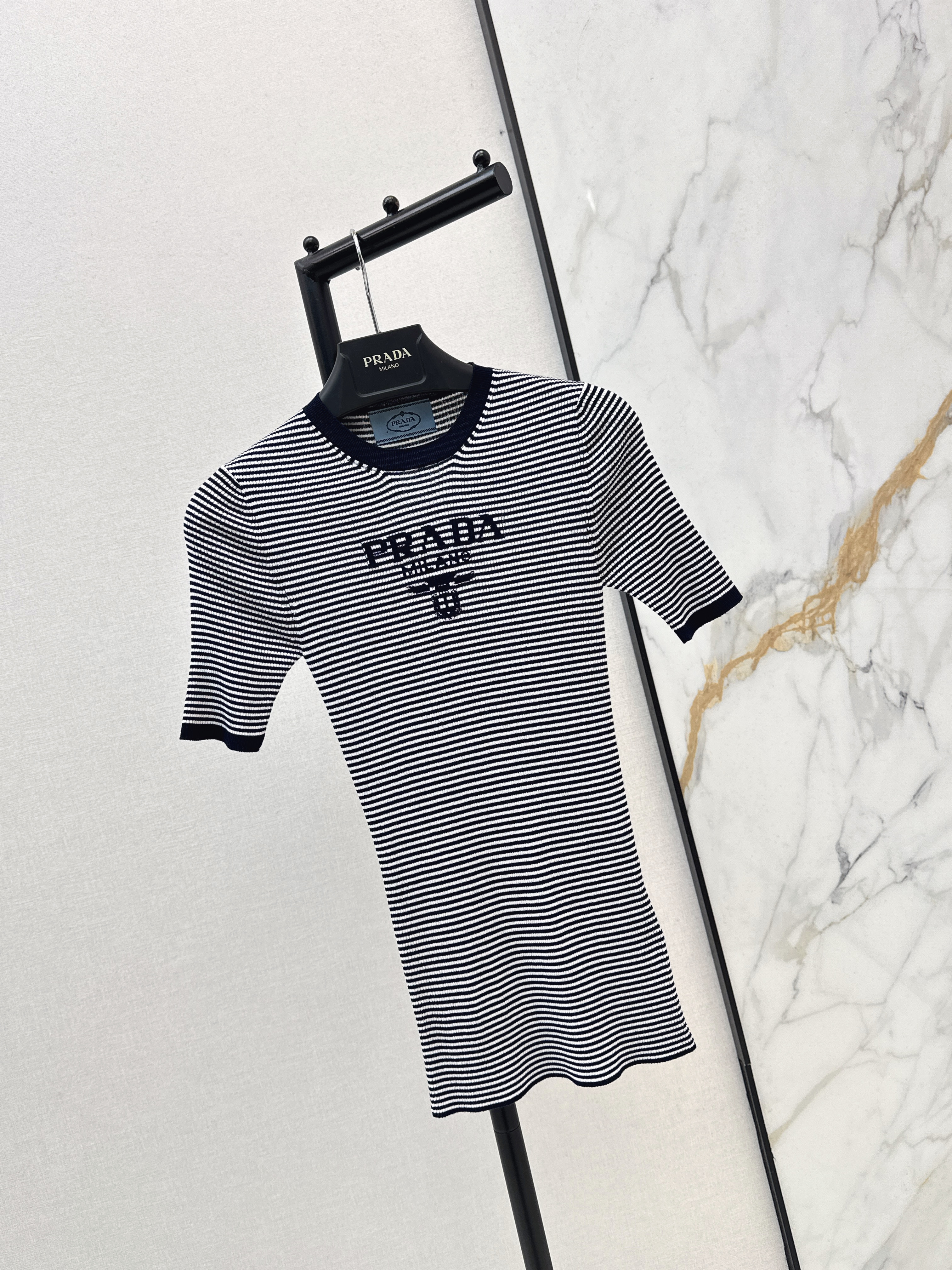 Pra 26ss stripe knitwear