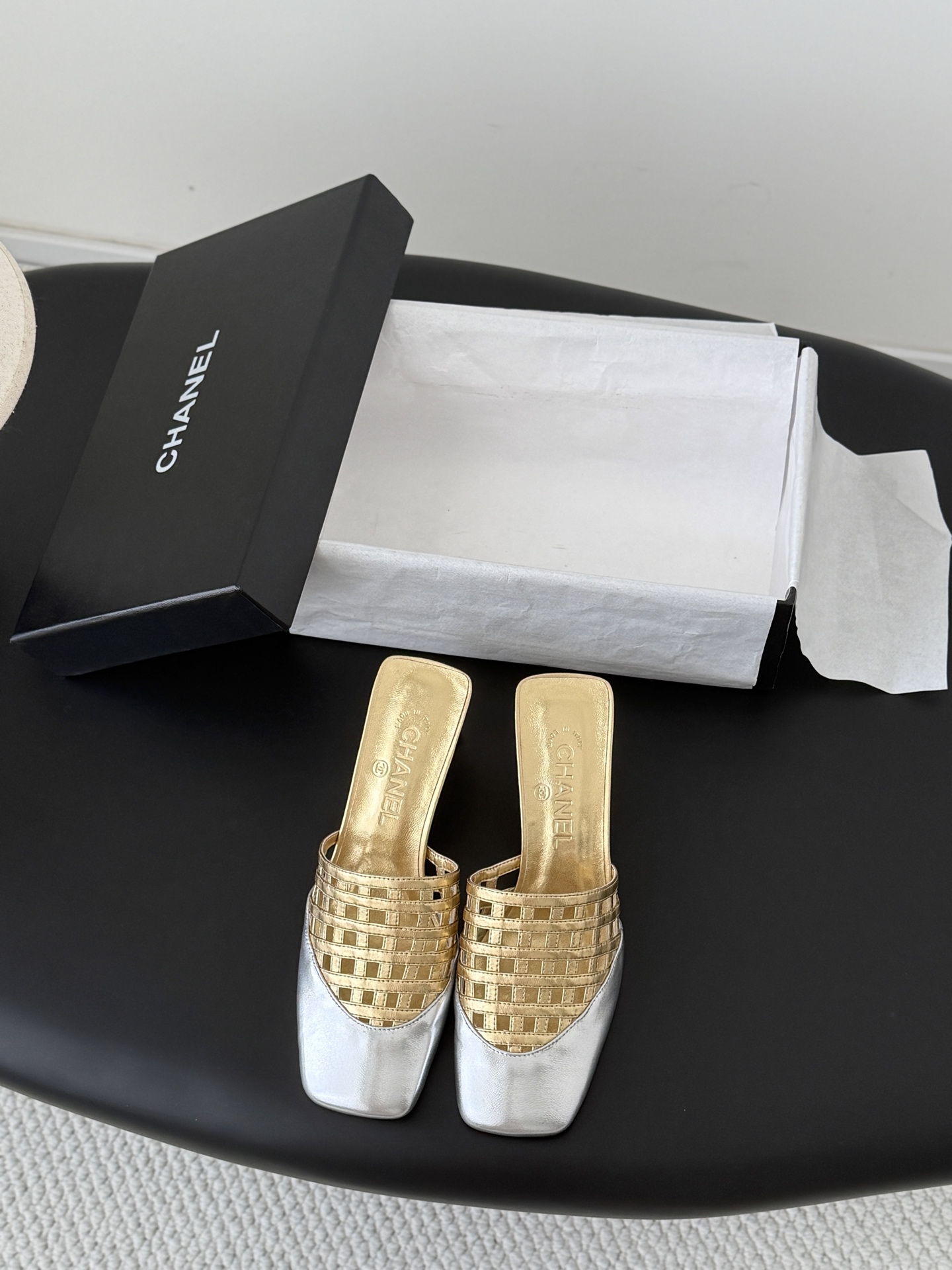 Chan 26ss woven mules heel