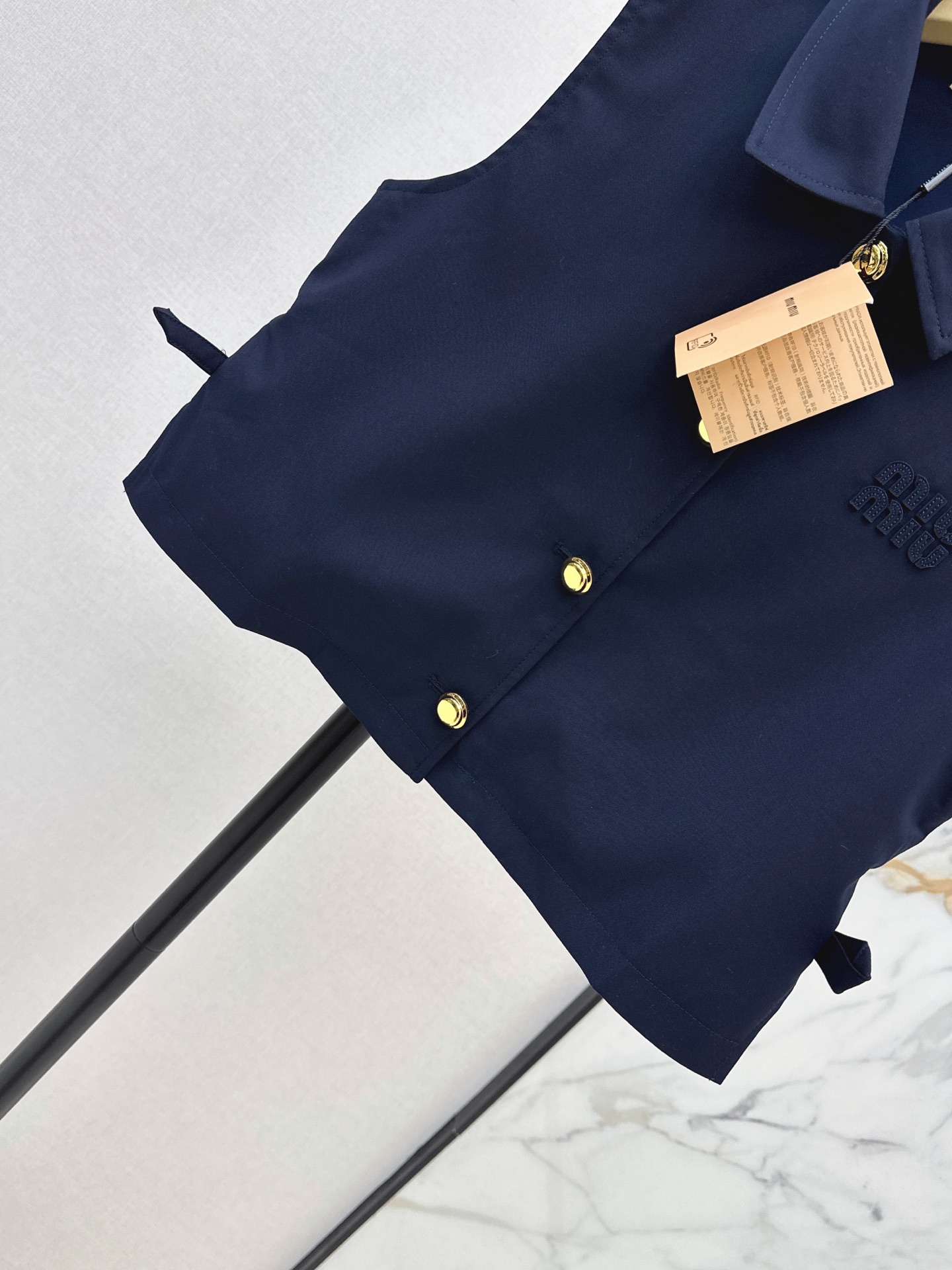 Miu 26ss sleveless waistcoat