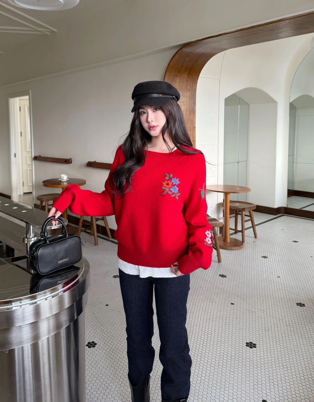 Gucc 25fw embroidery sweater