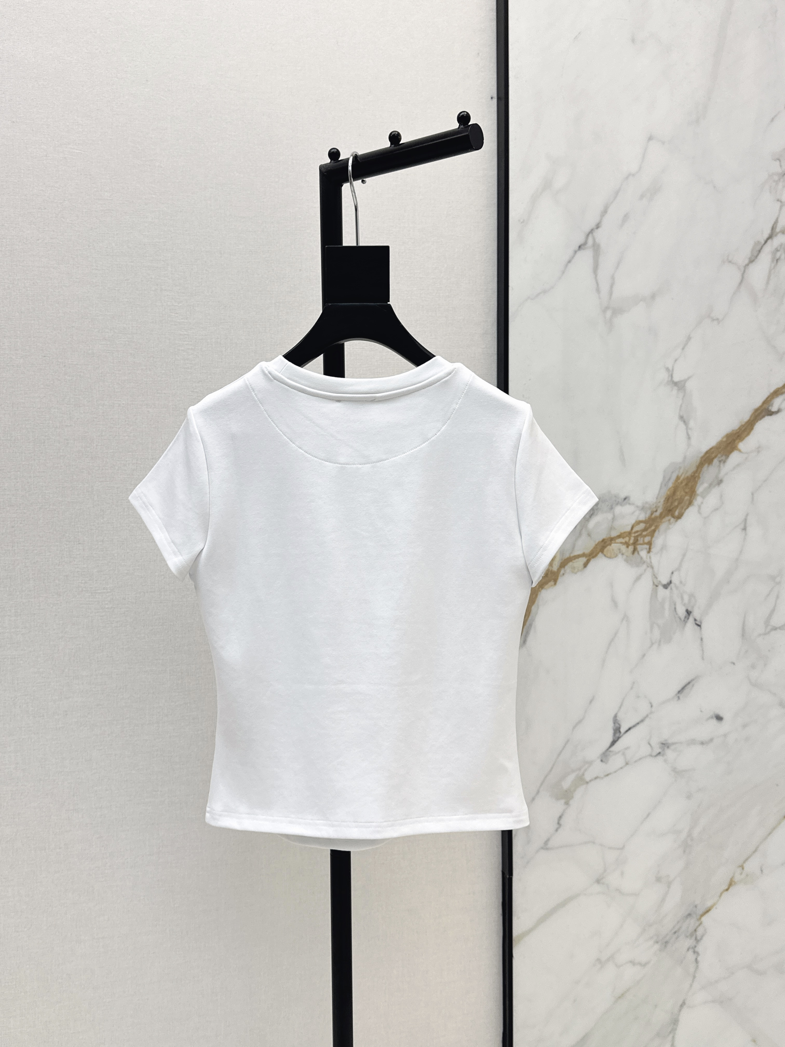 Her 26ss t-shirt