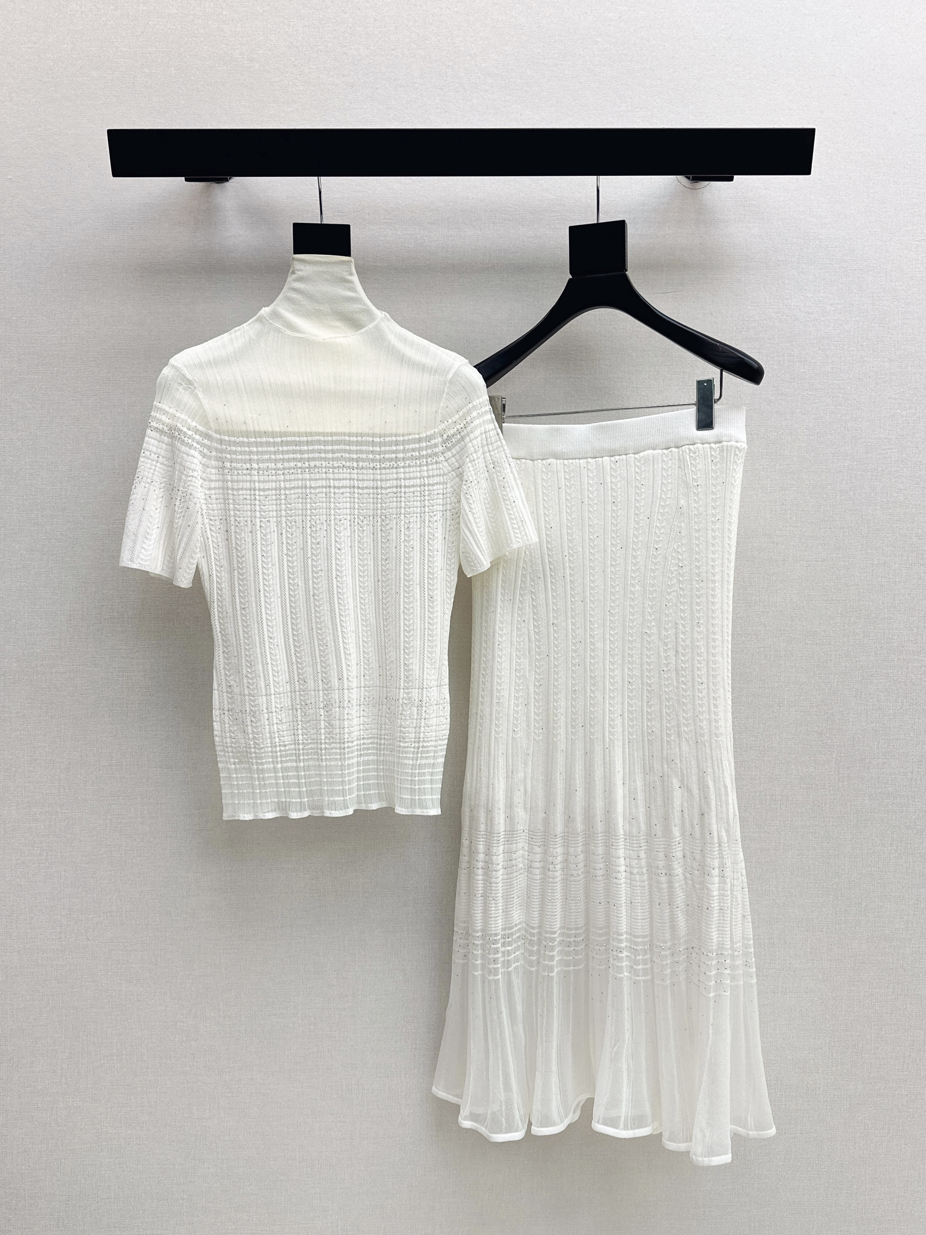 Chan 26ss omber knit top skirt set