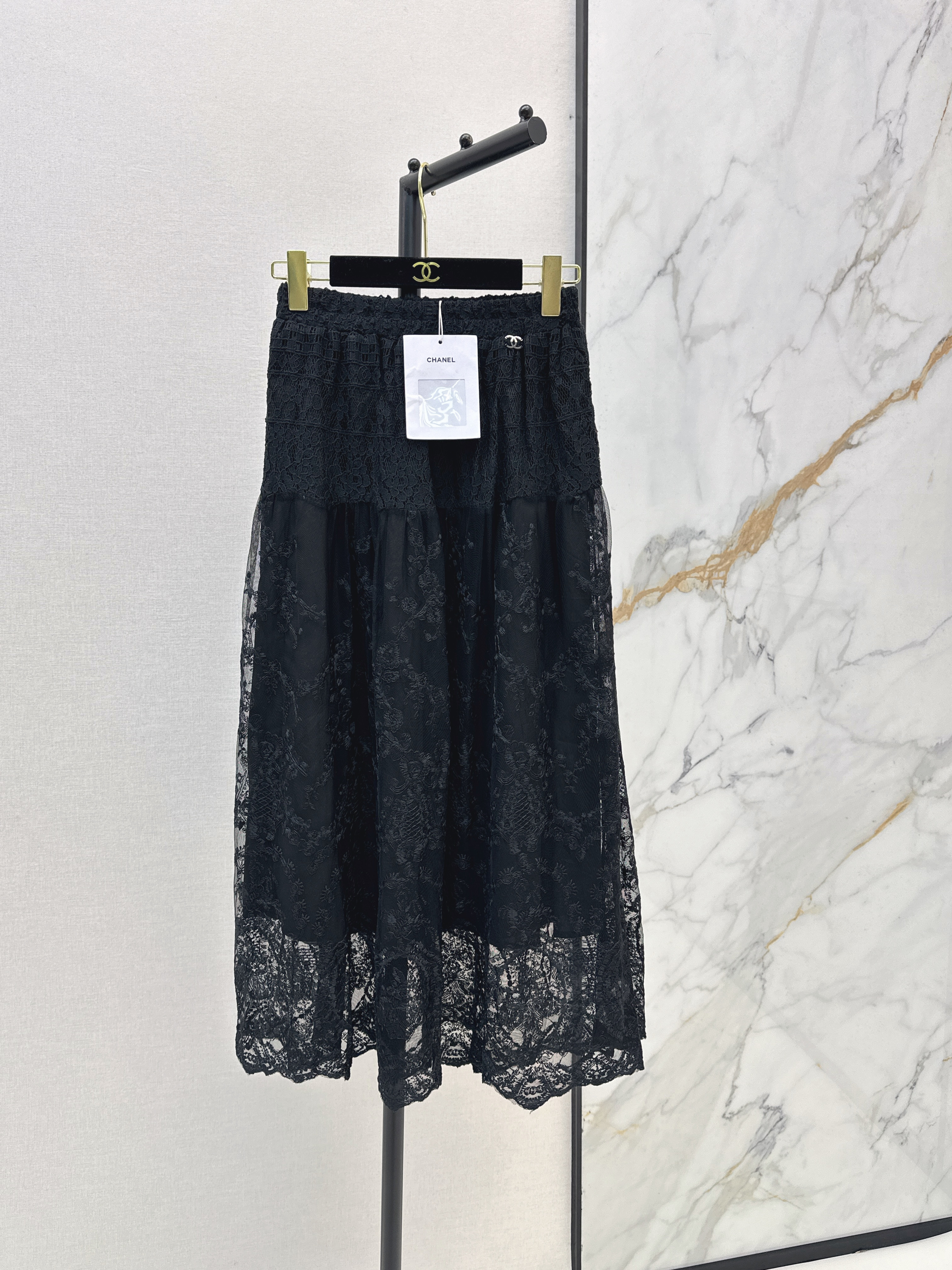 Chan 26ss lace skirt