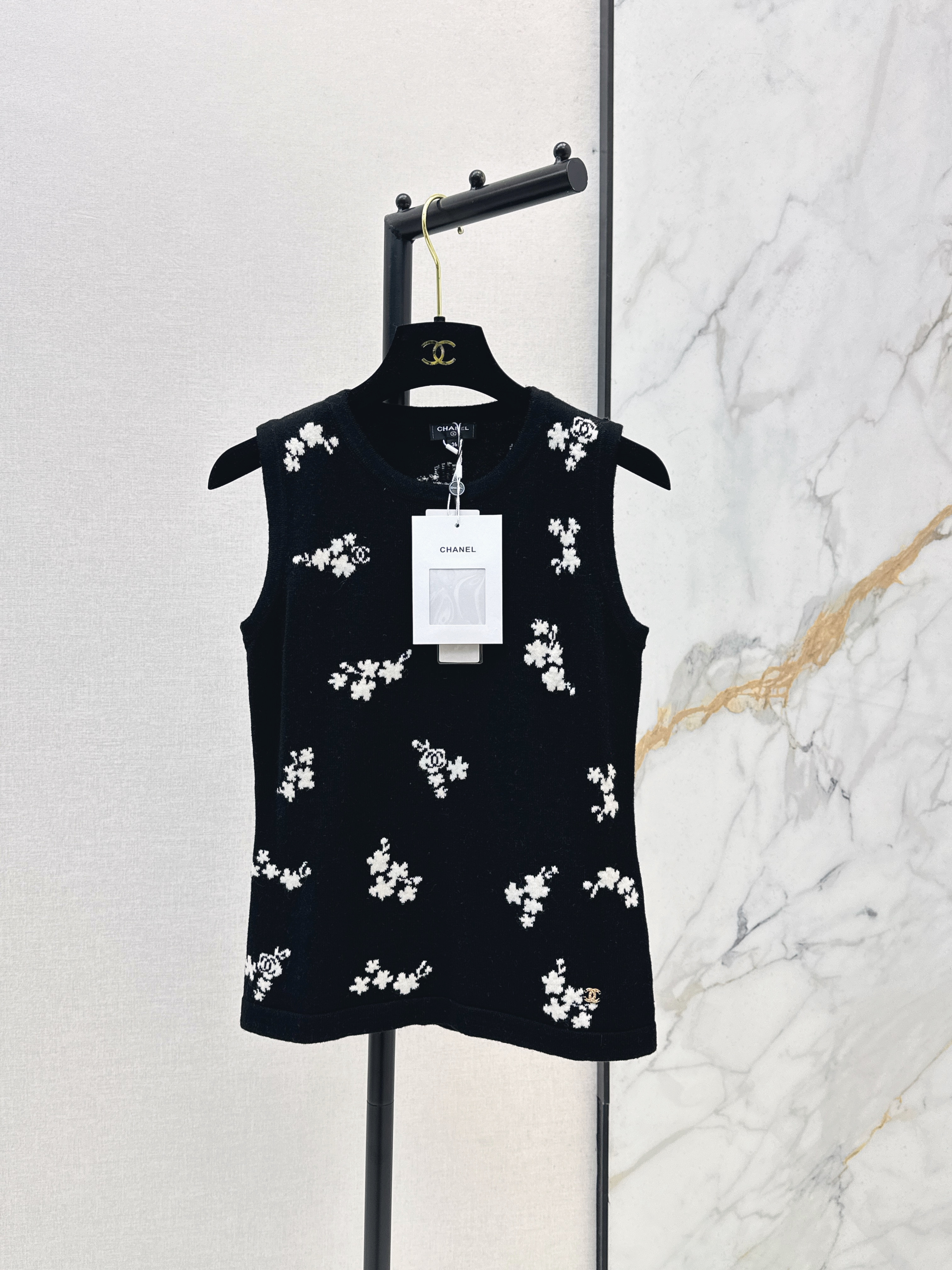 Chan 26ss embroidery knit vest