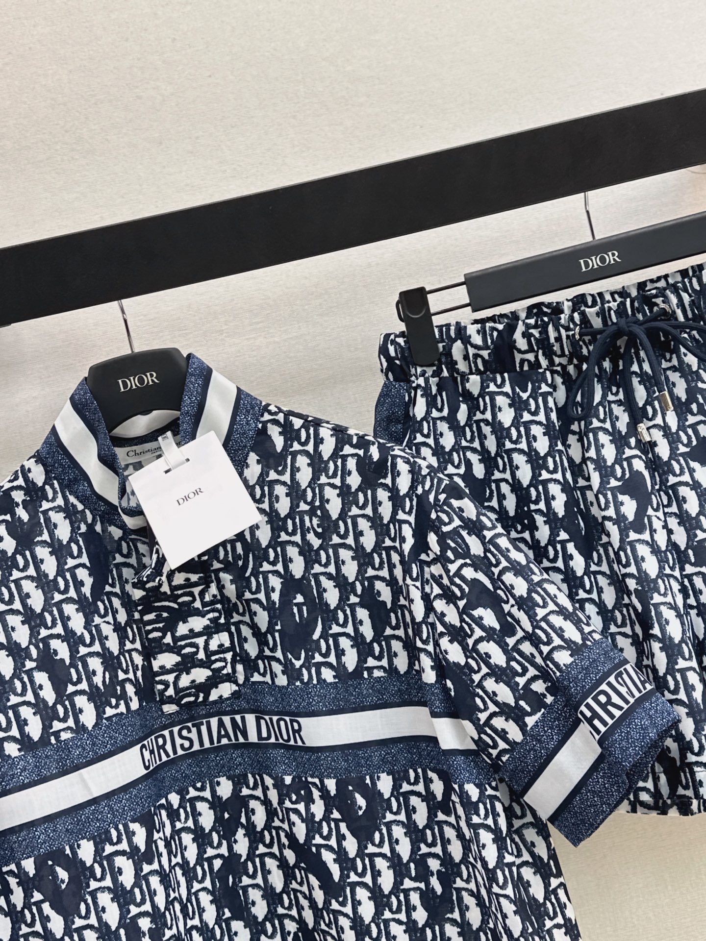 CD 26ss monograw print suit