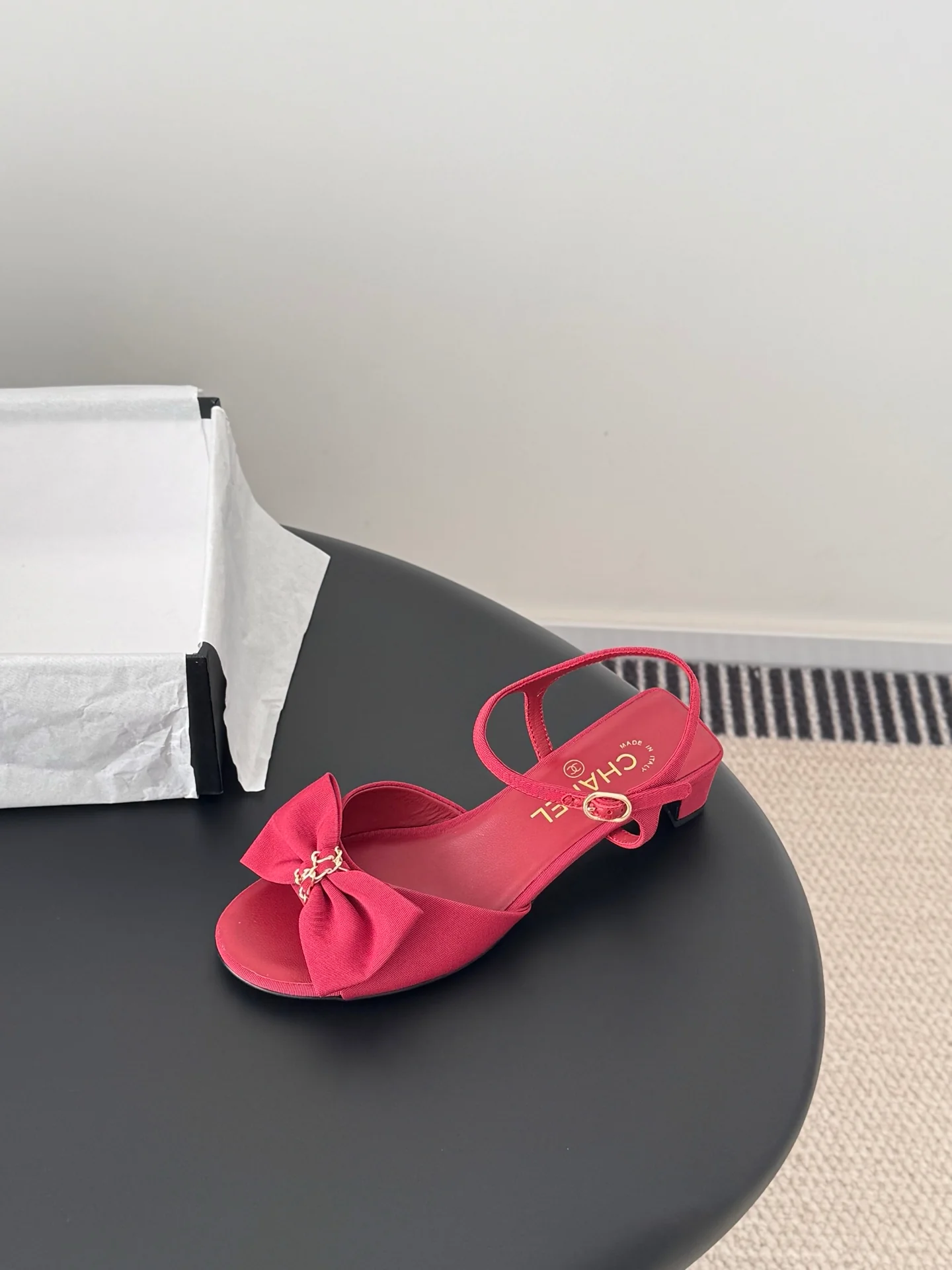 Chan 26ss bow sandel