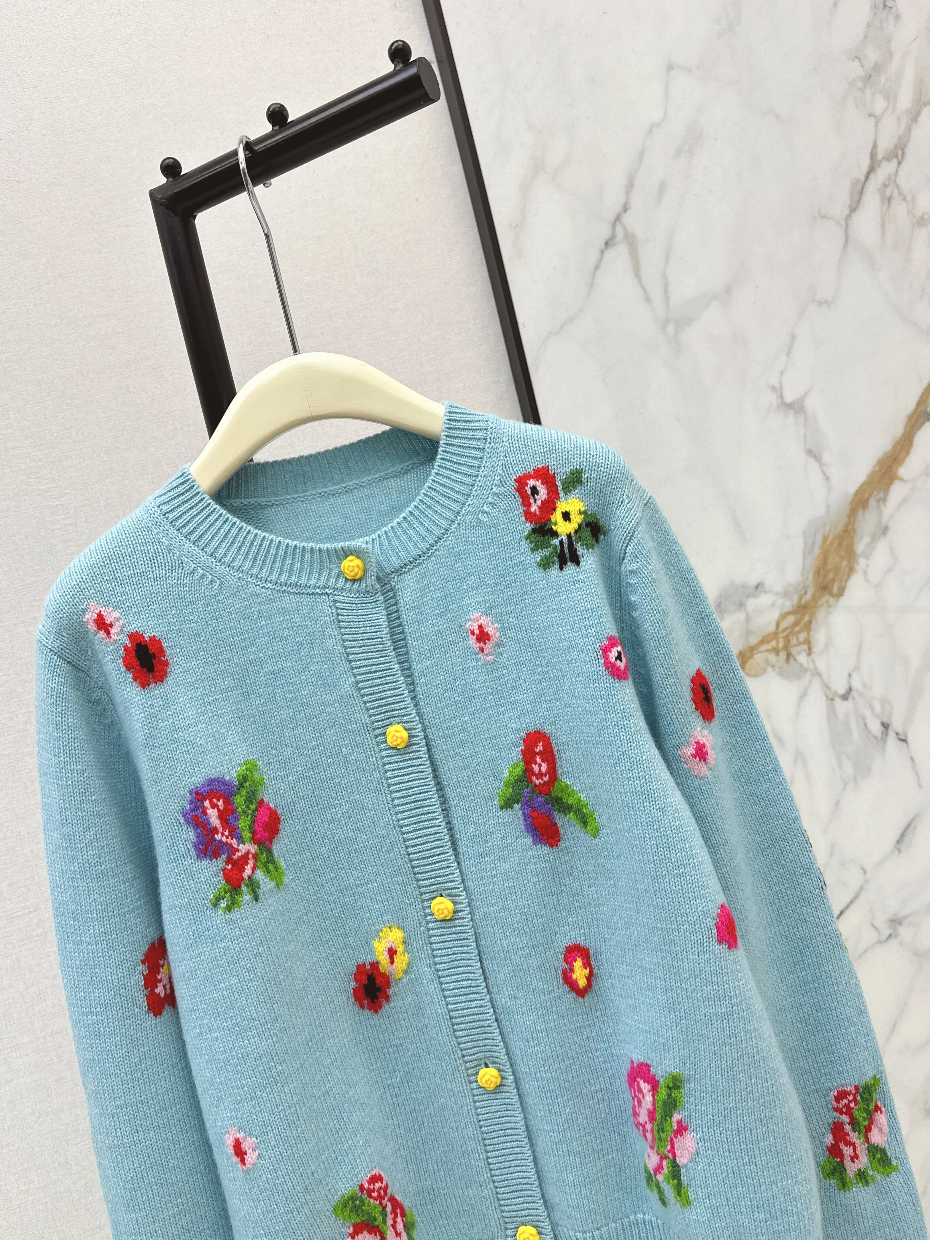 Erdo 26ss intarsia cashmere cardigan