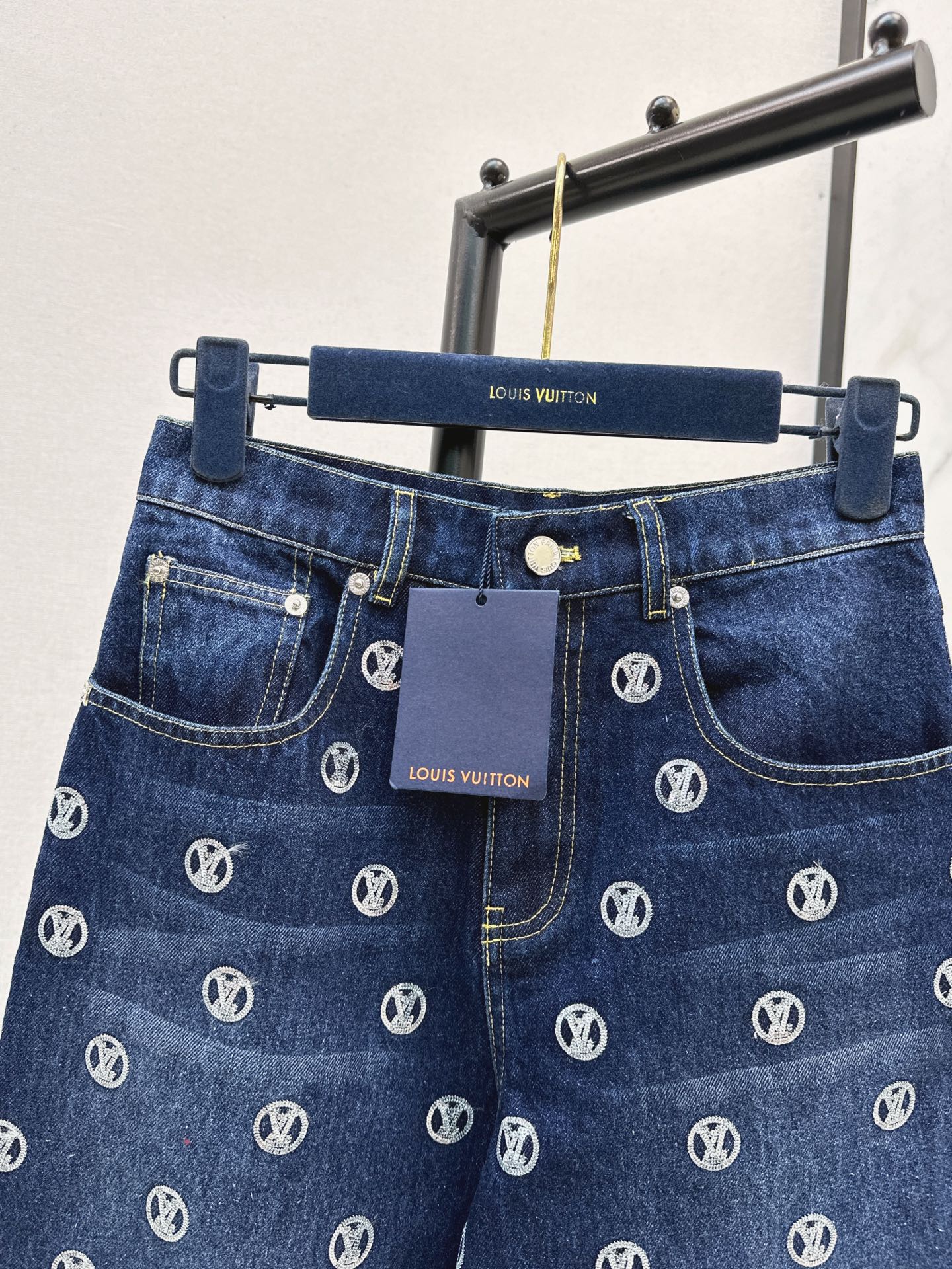 Louis 25fw embroidery jeans