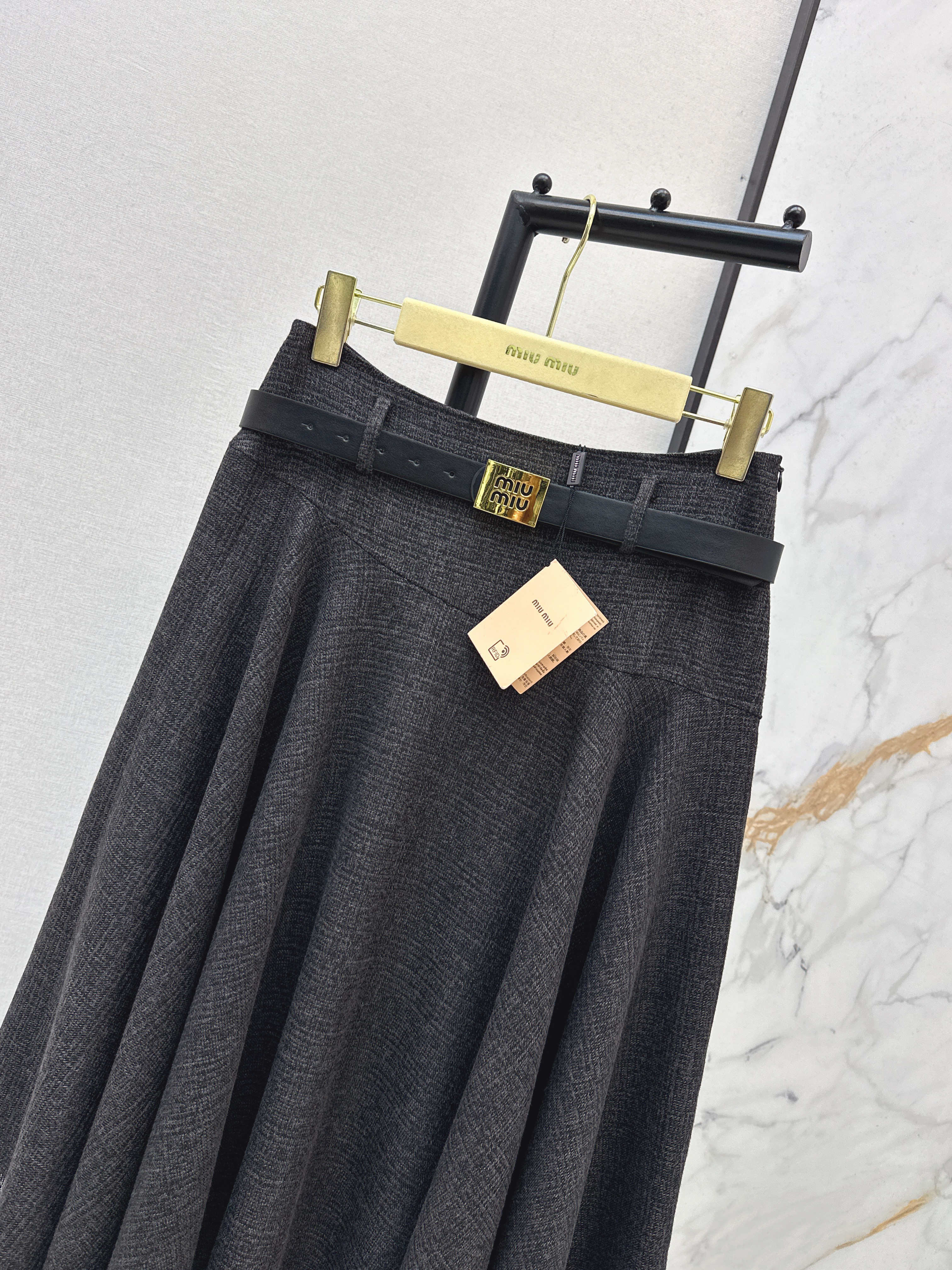 Miu 26ss irregular skirt