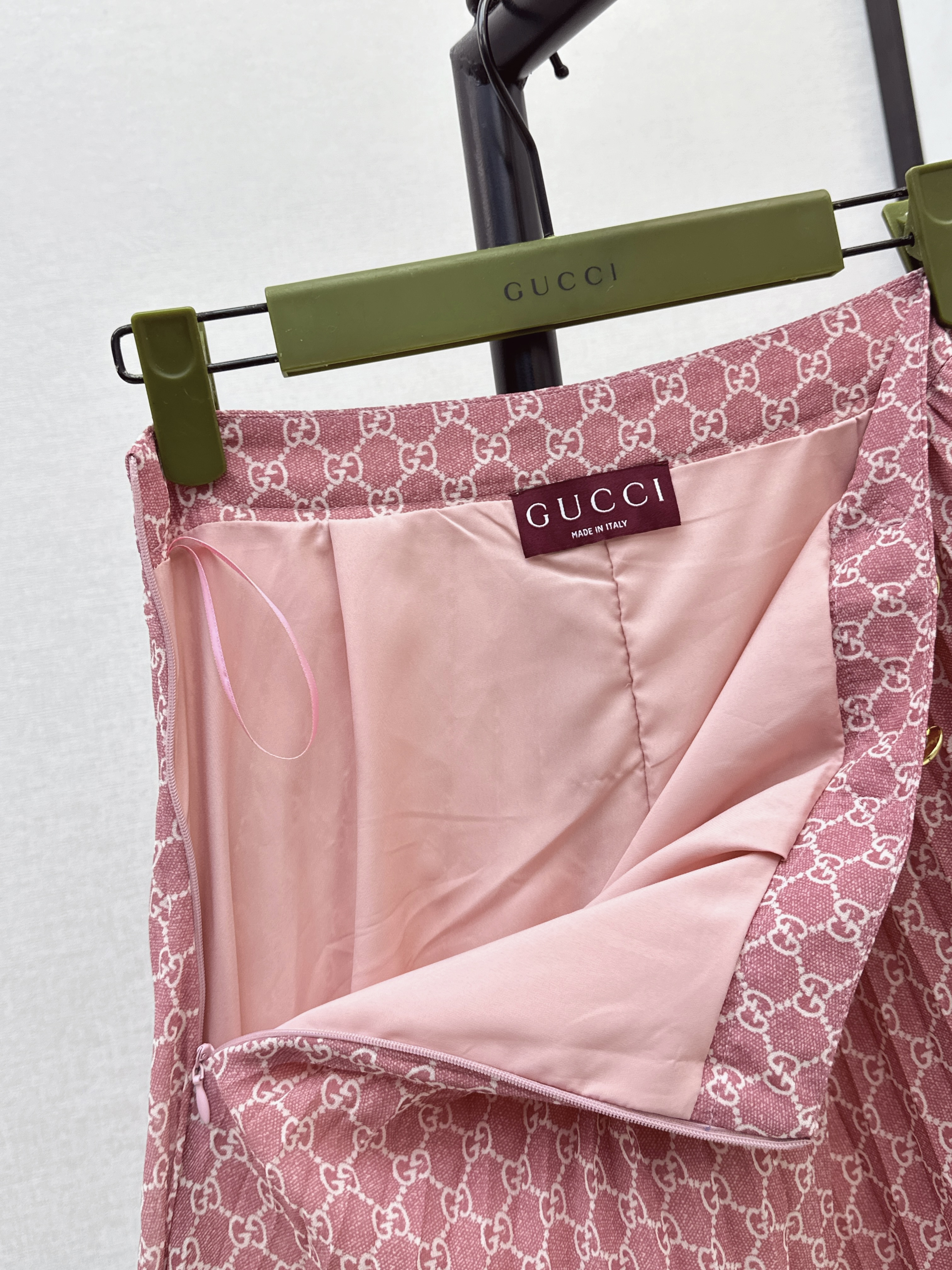 Guc 26ss pleated skirt