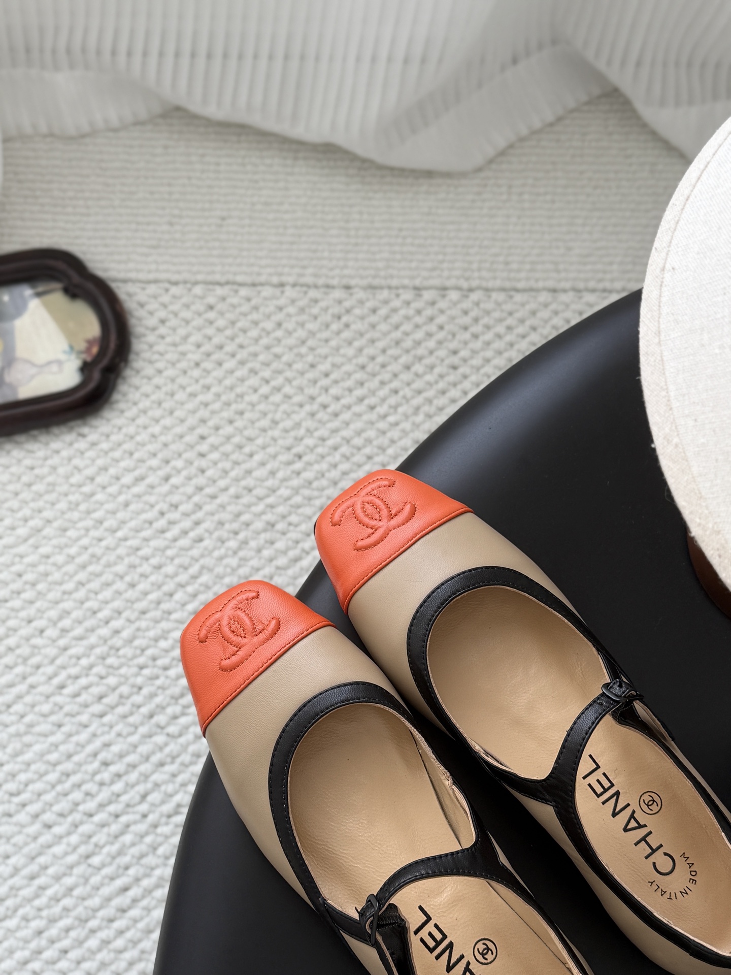 Chan 26K mary jane flats