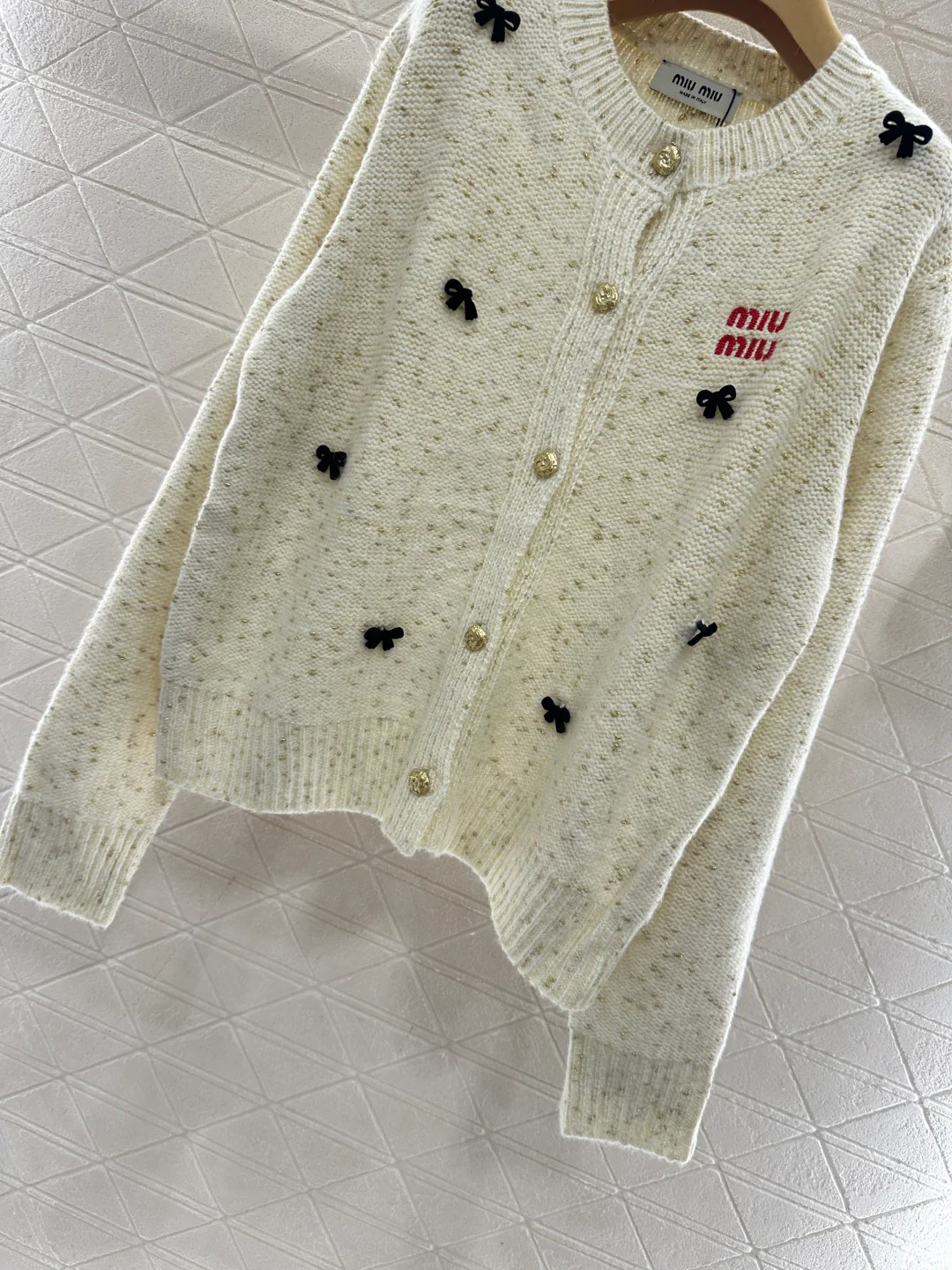Miu 26ss 3d bow cardigan
