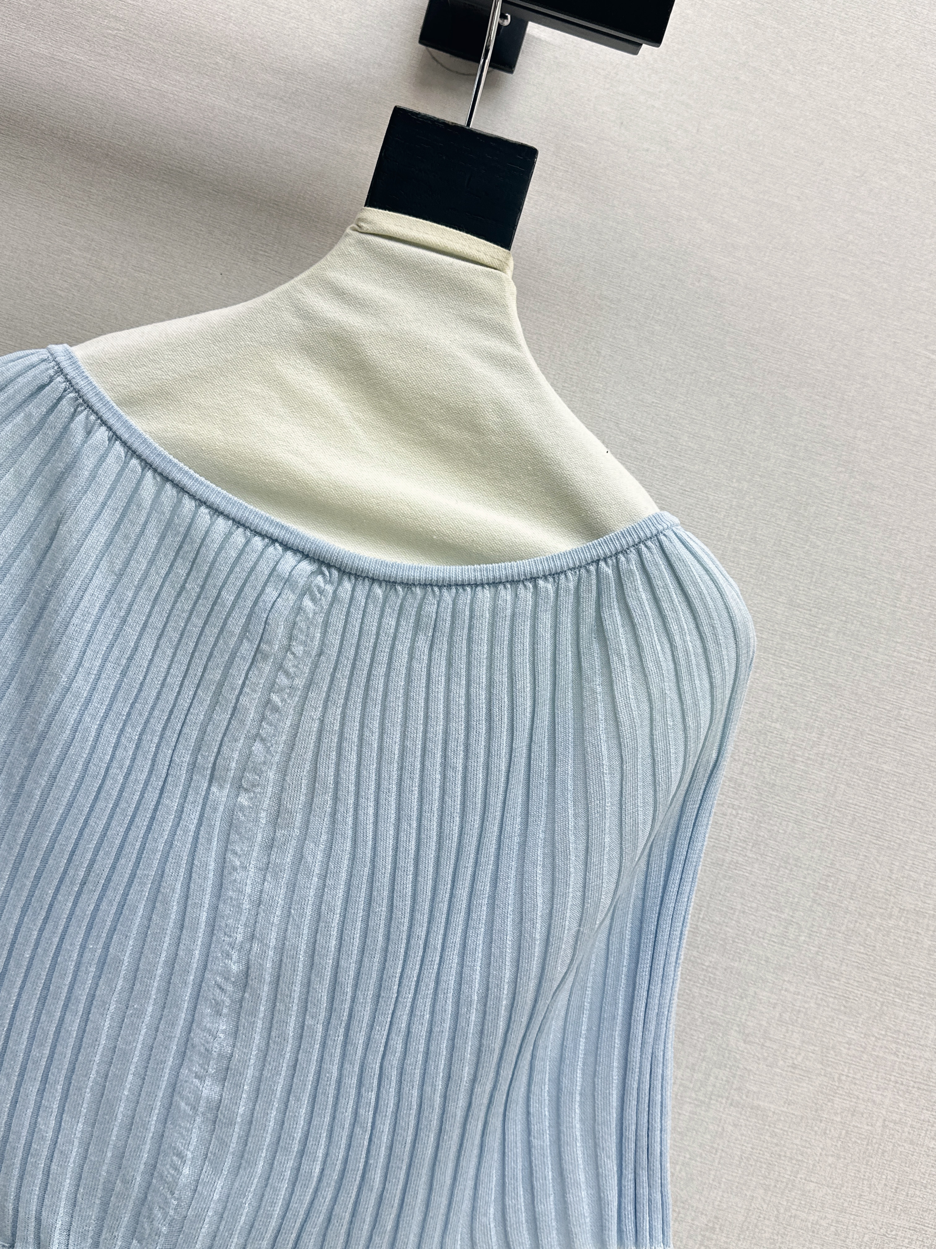 Miu 26SS Knit Cardigan Top