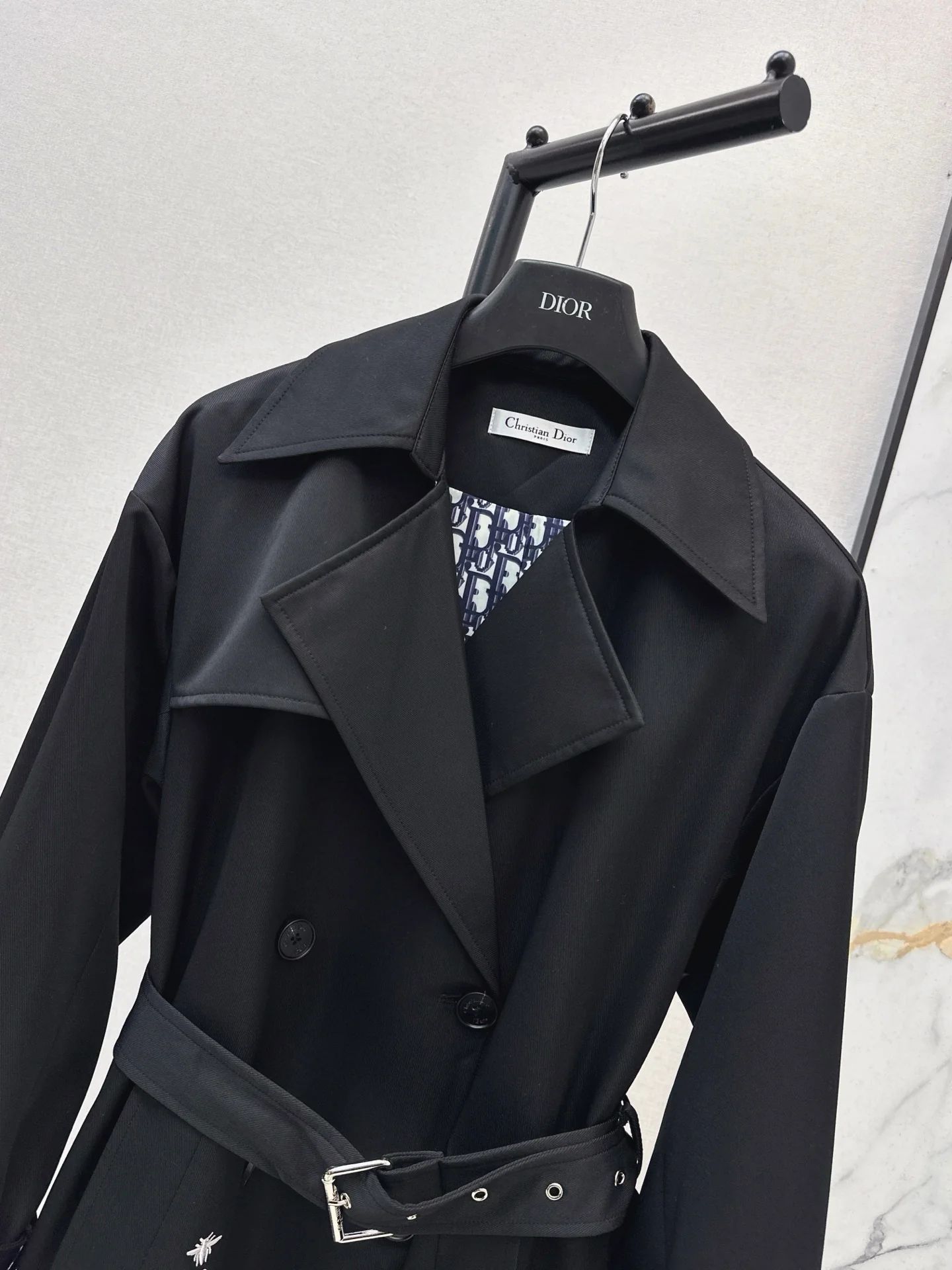 CD 25fw trench coats