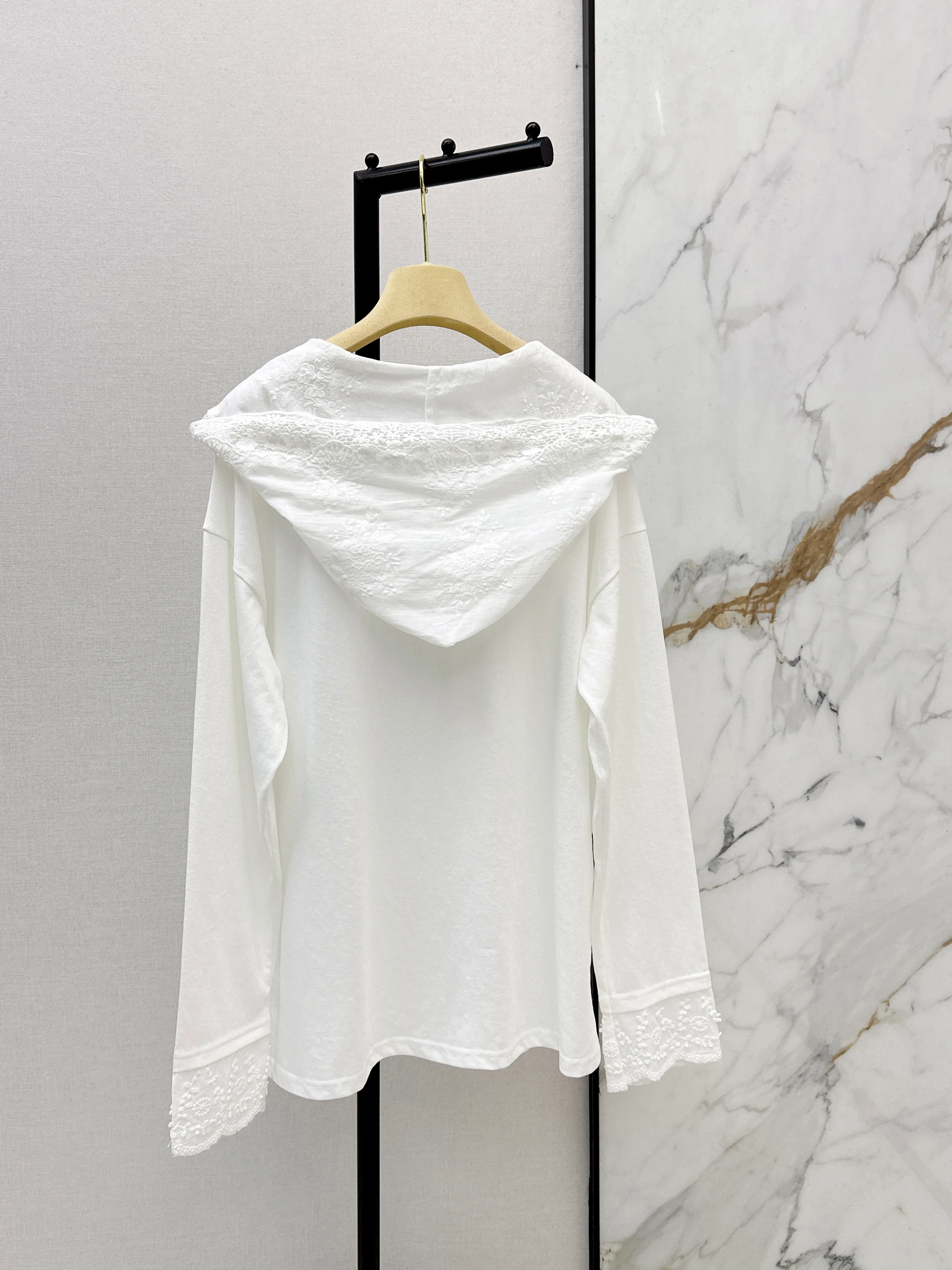 Miu 26ss lace hooded shirts