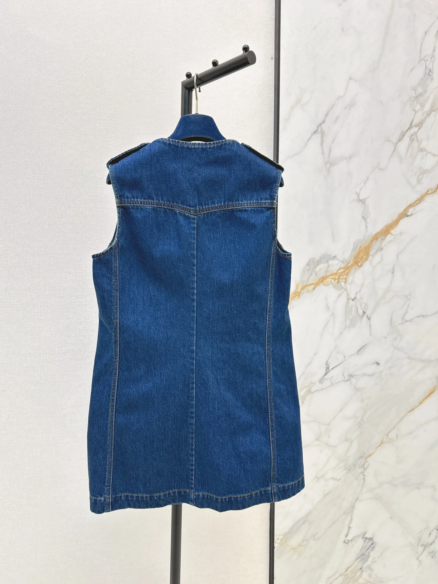 Louis 25fw sleeveless denim dress
