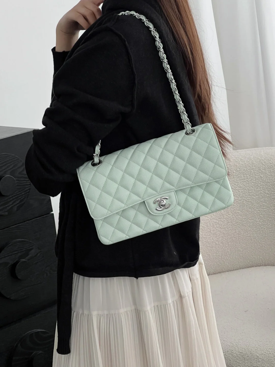 Chan cf25 chain shoulder bag